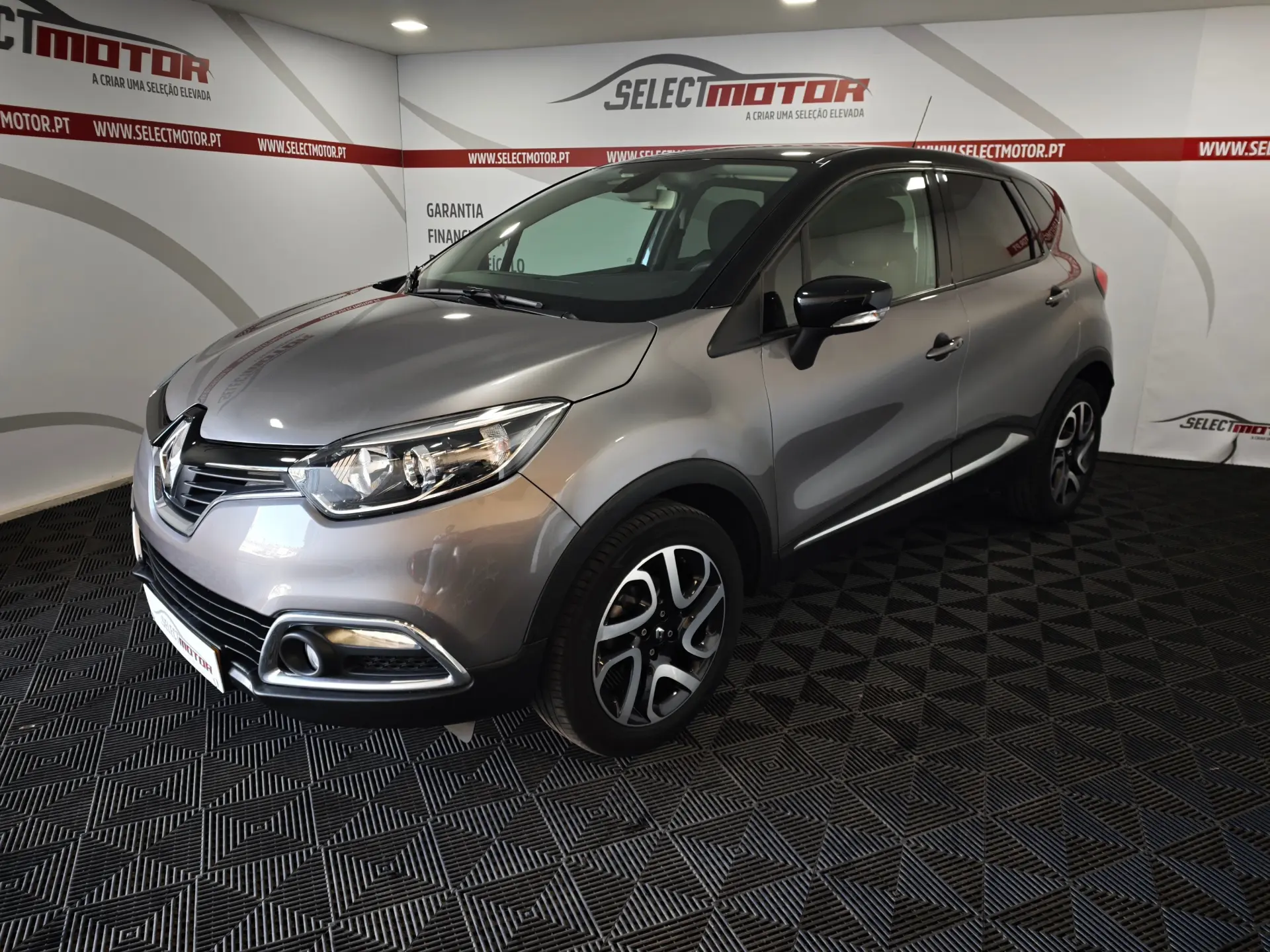 Renault Captur 0.9 TCE Exclusive 2