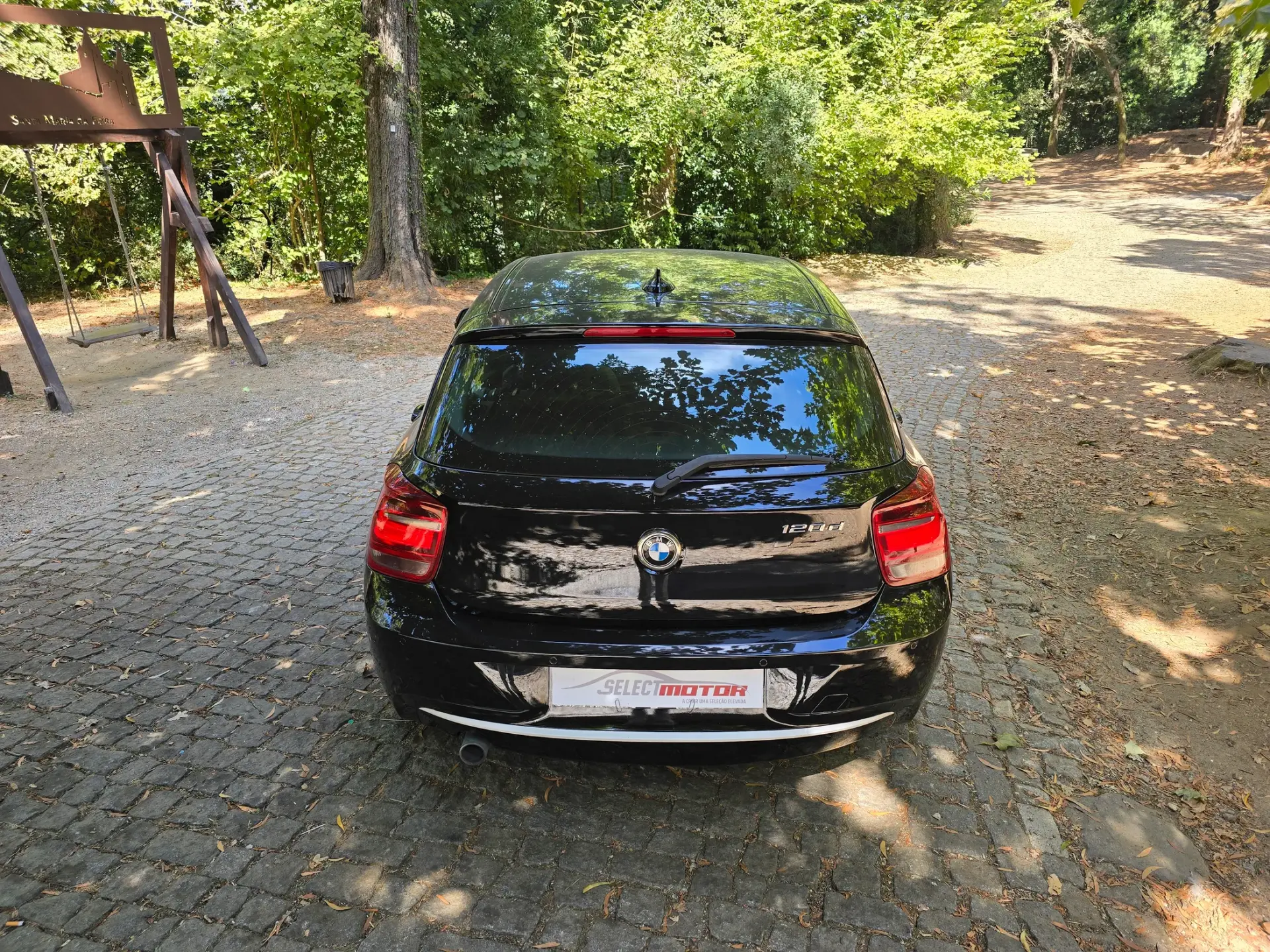 BMW 120 d Line Urban 8