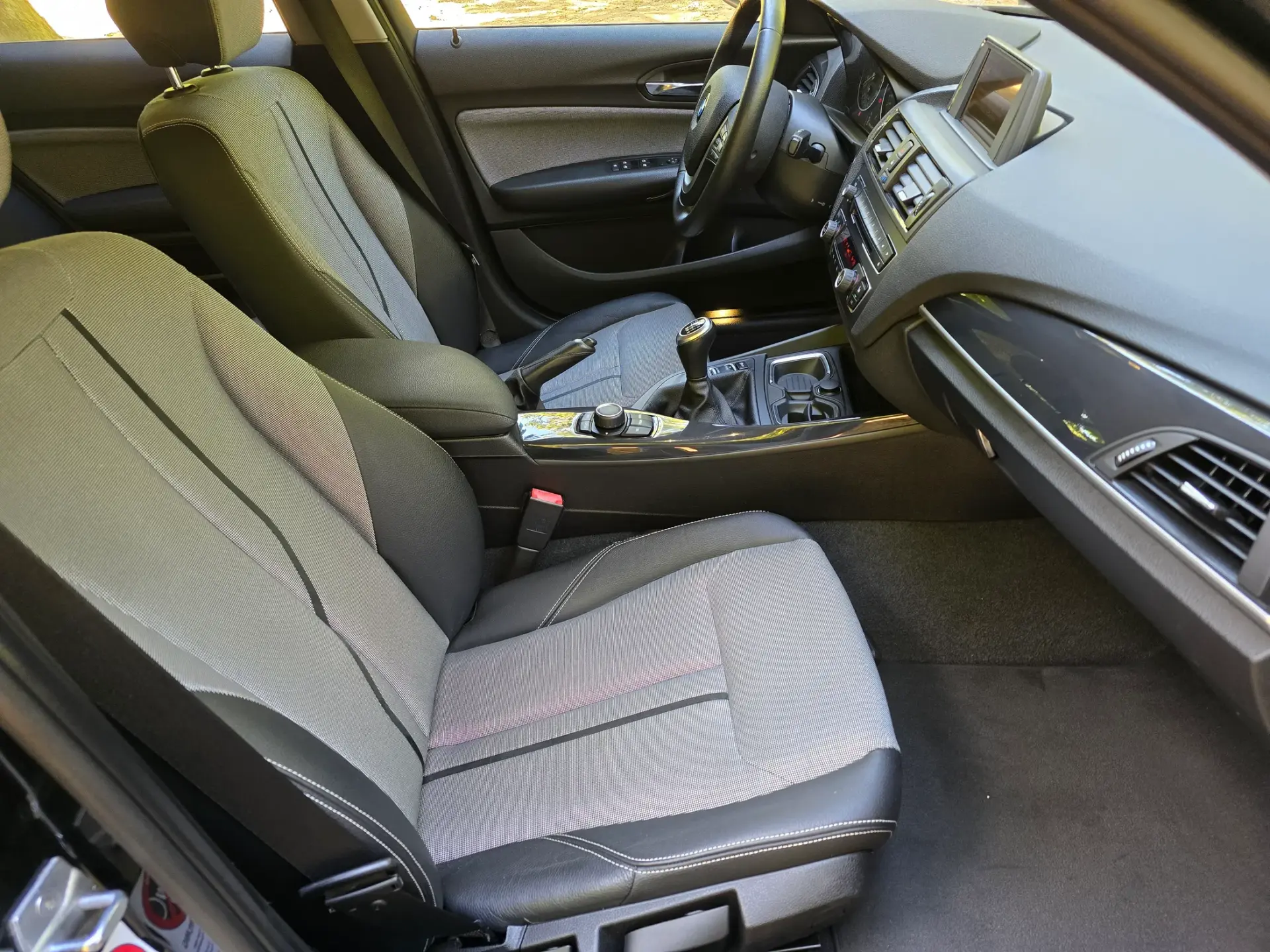 BMW 120 d Line Urban 24