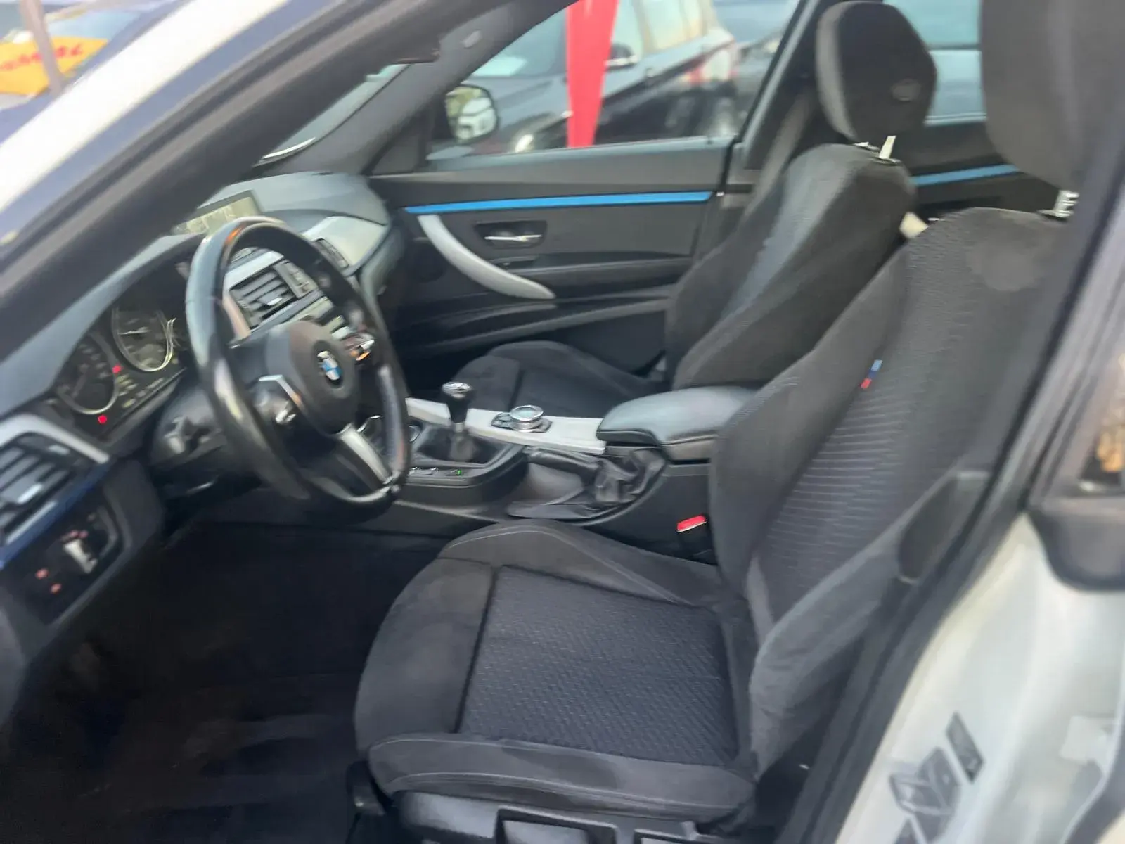 BMW 318 Gran Turismo d GT Pack M 12