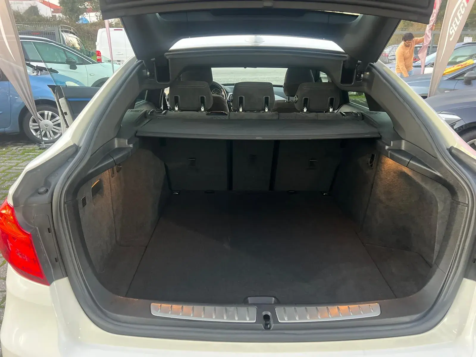 BMW 318 Gran Turismo d GT Pack M 14