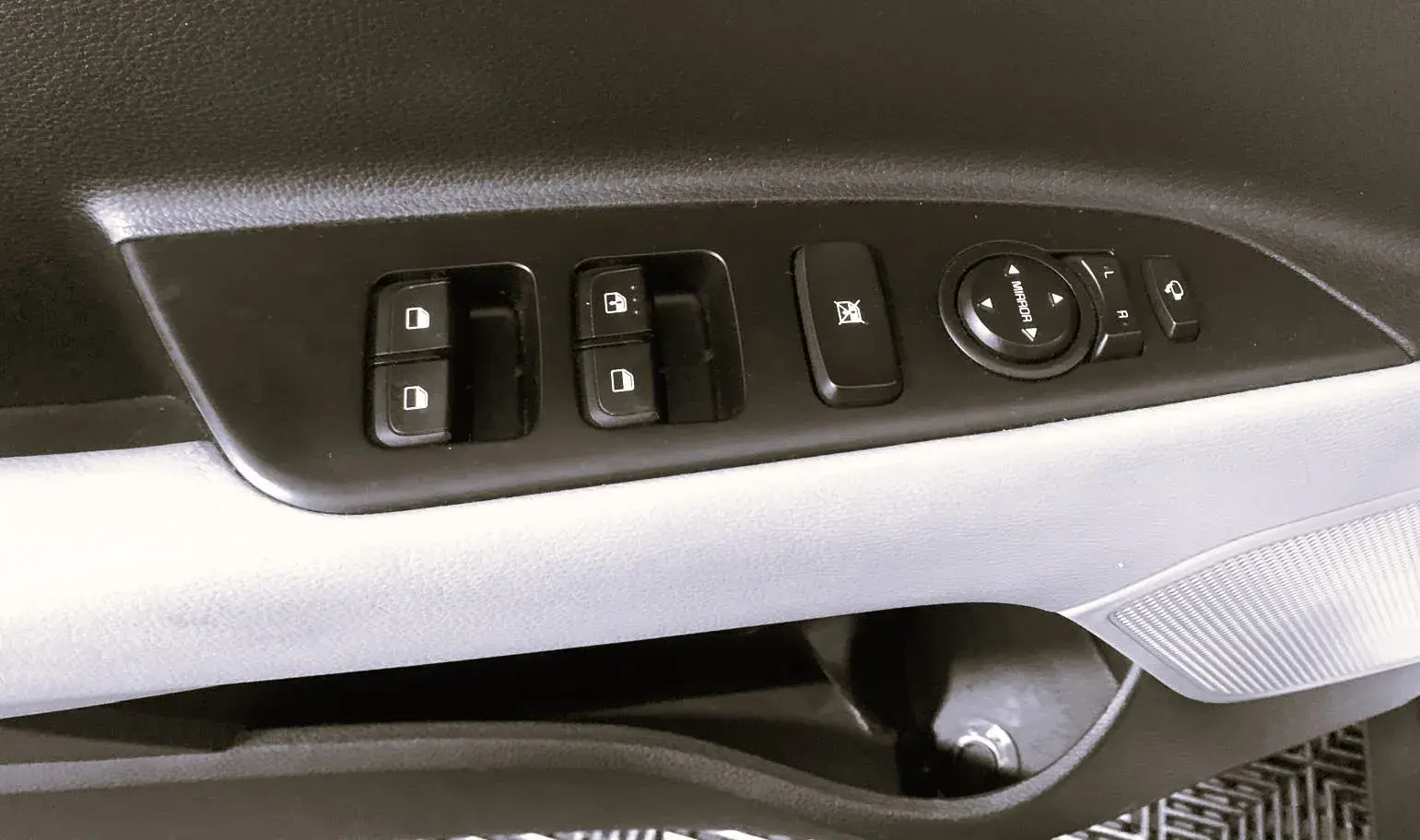 Kia Stonic 1.0 T-GDI TX 7DCT 5