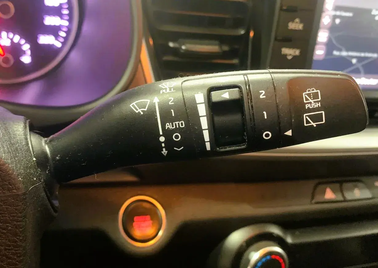 Kia Stonic 1.0 T-GDI TX 7DCT 16