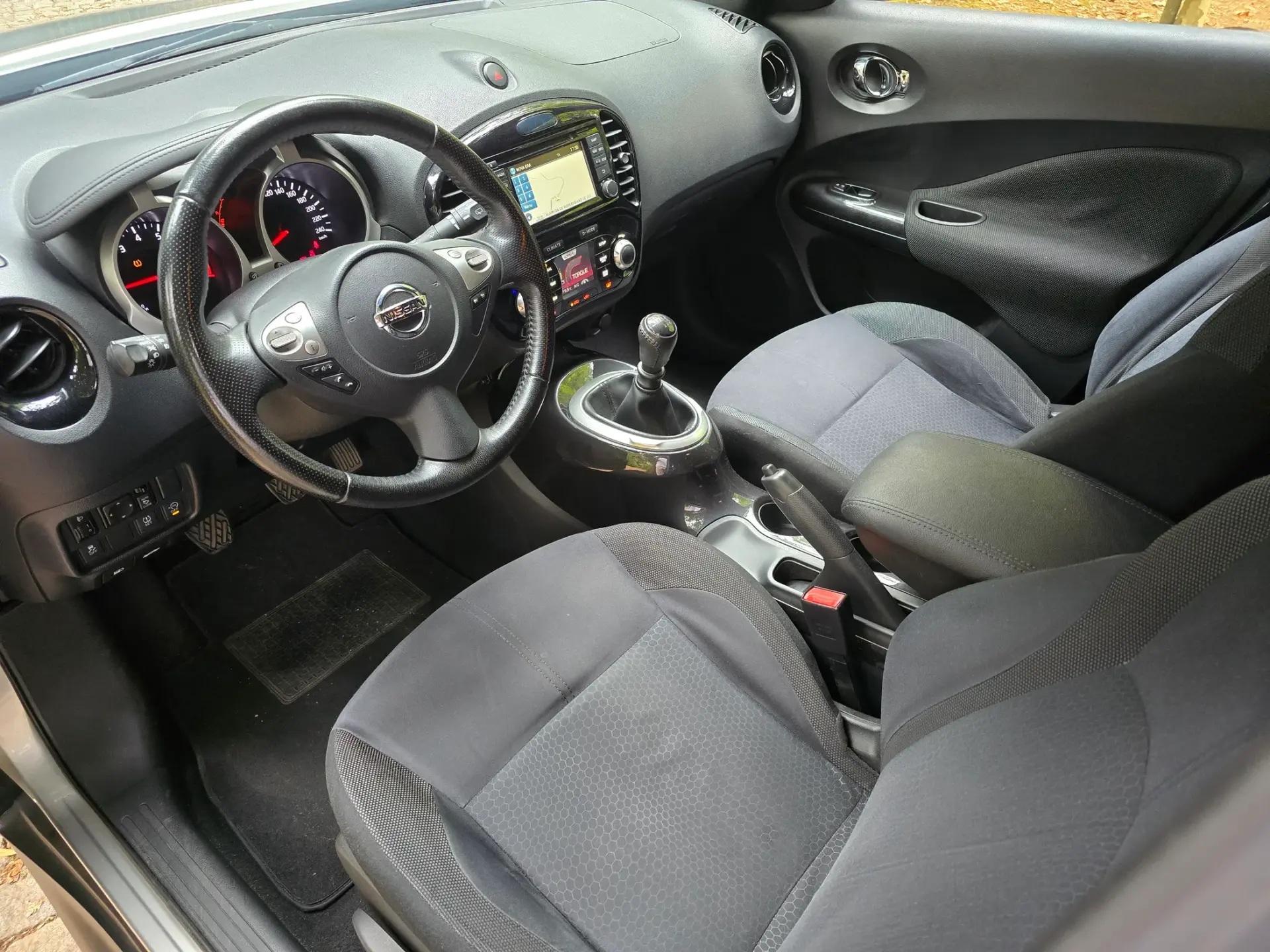 Nissan Juke 1.2 DIG-T Acenta 22