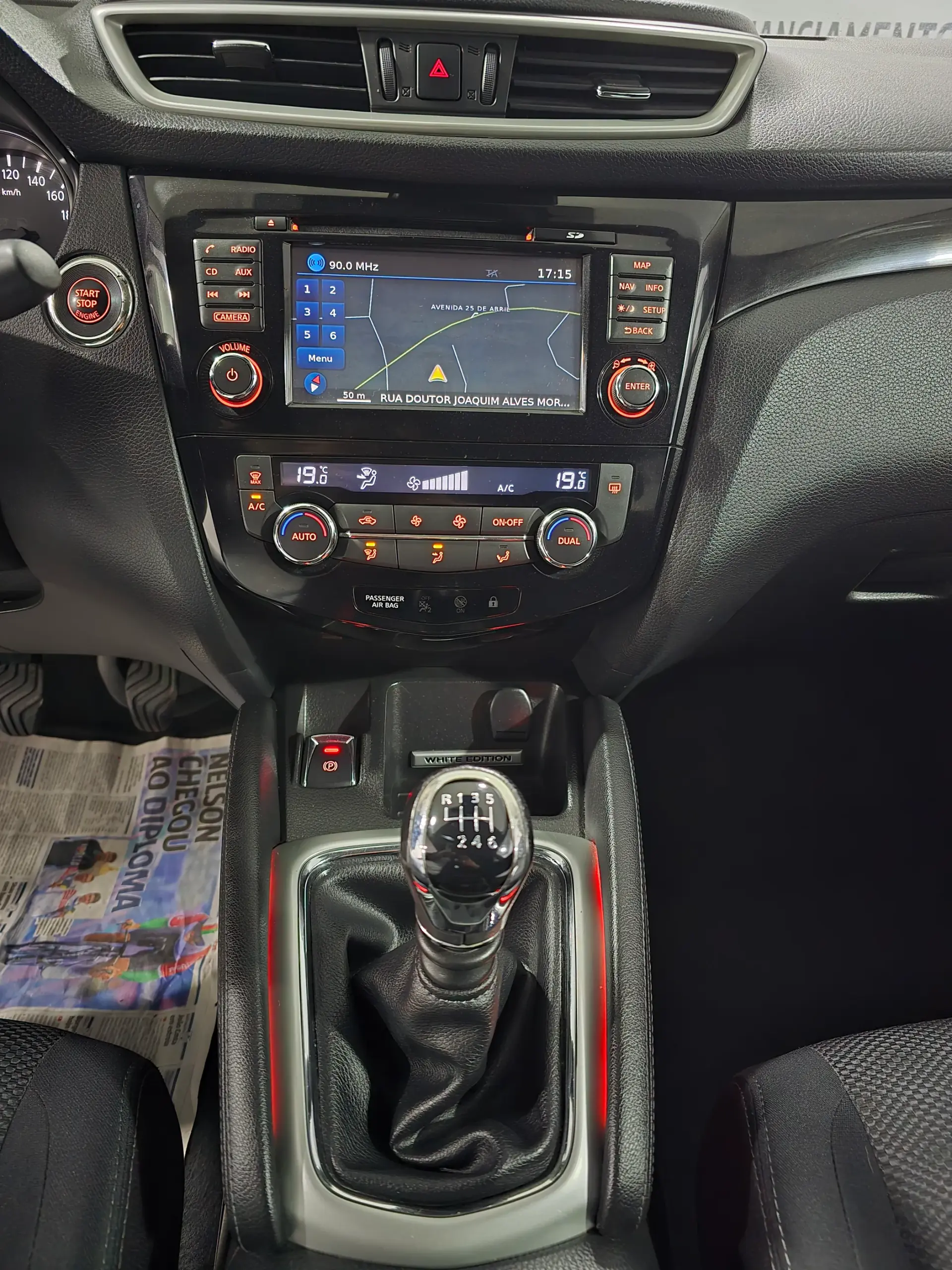 Nissan Qashqai 1.2 DIG-T N-Connecta 10