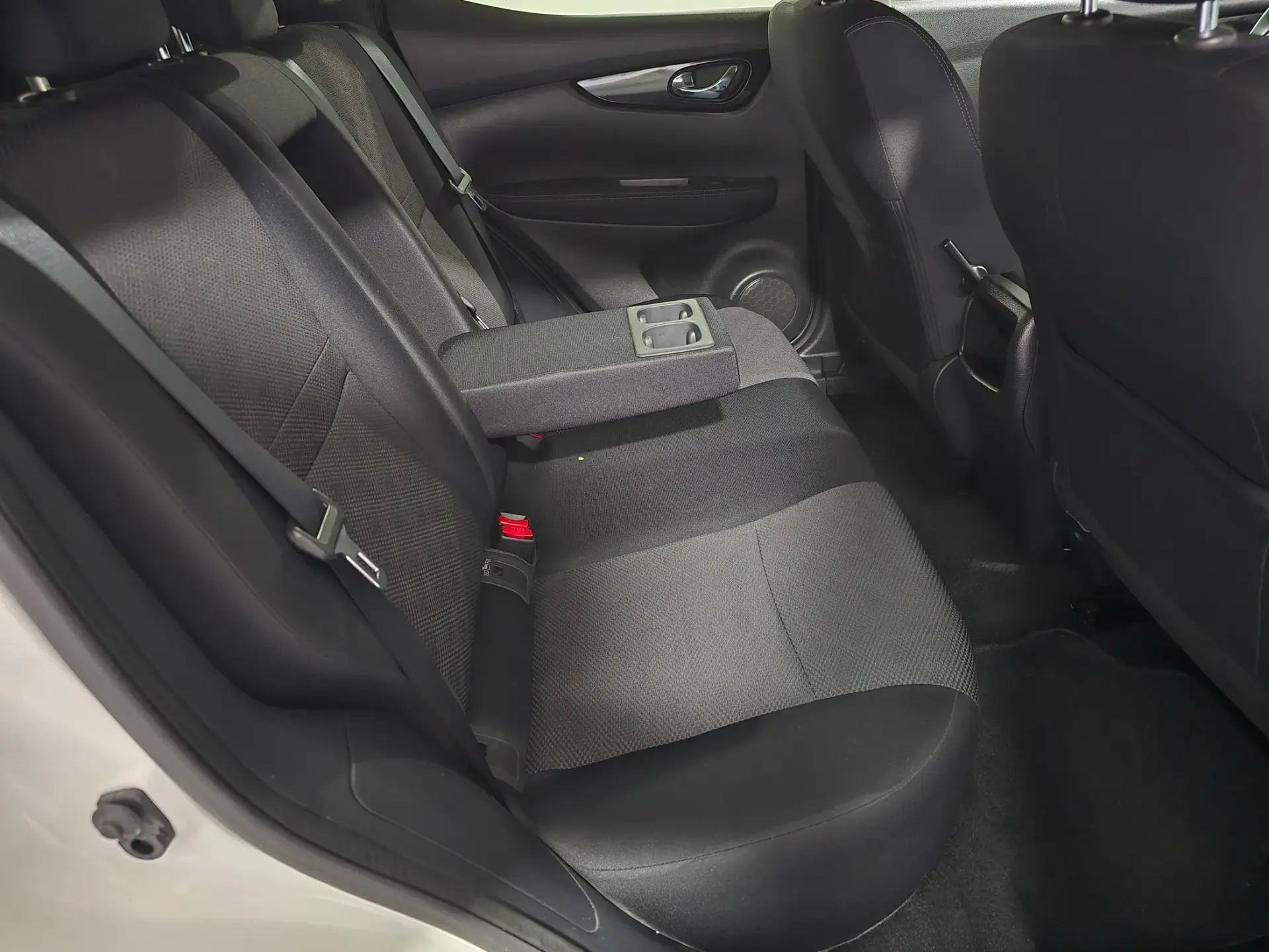 Nissan Qashqai 1.2 DIG-T N-Connecta 18