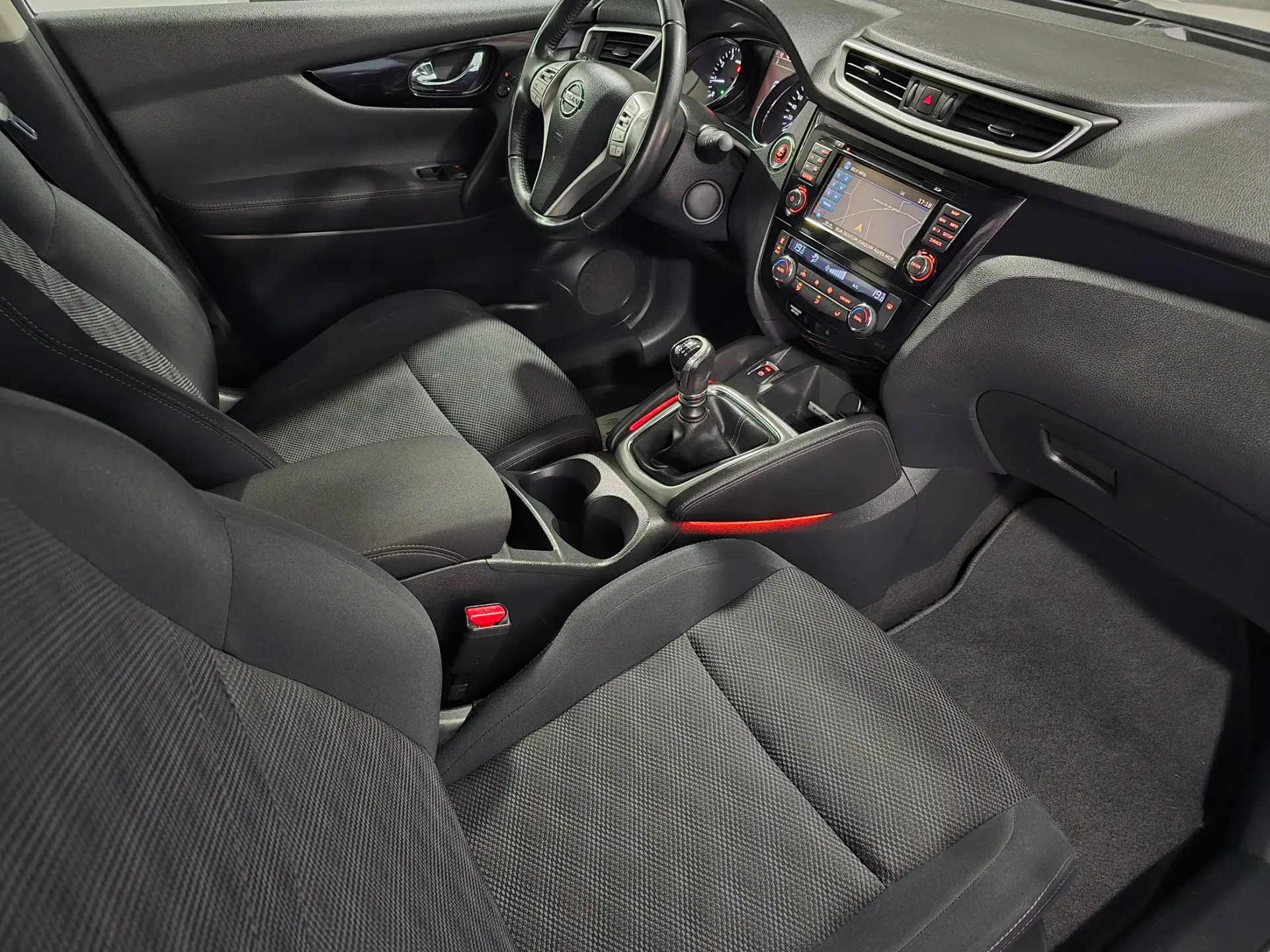 Nissan Qashqai 1.2 DIG-T N-Connecta 20