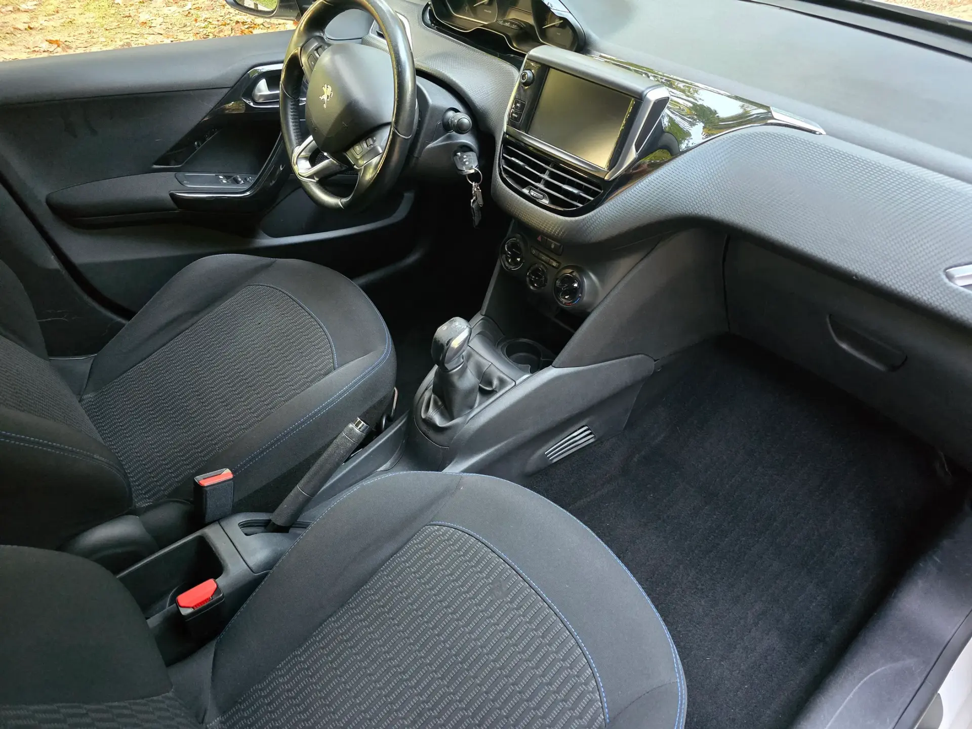 Peugeot 208 1.2 PureTech Active 27