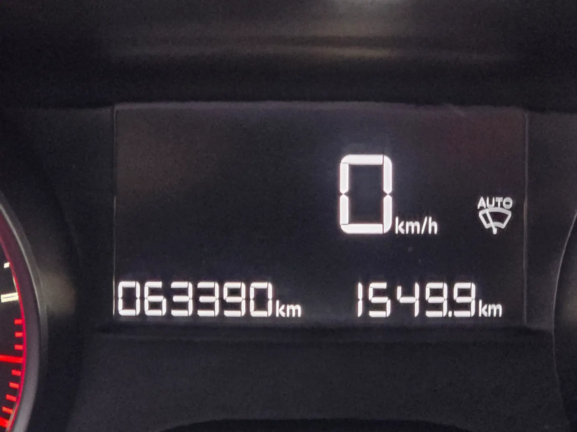 Peugeot 208 1.2 PureTech Style 5