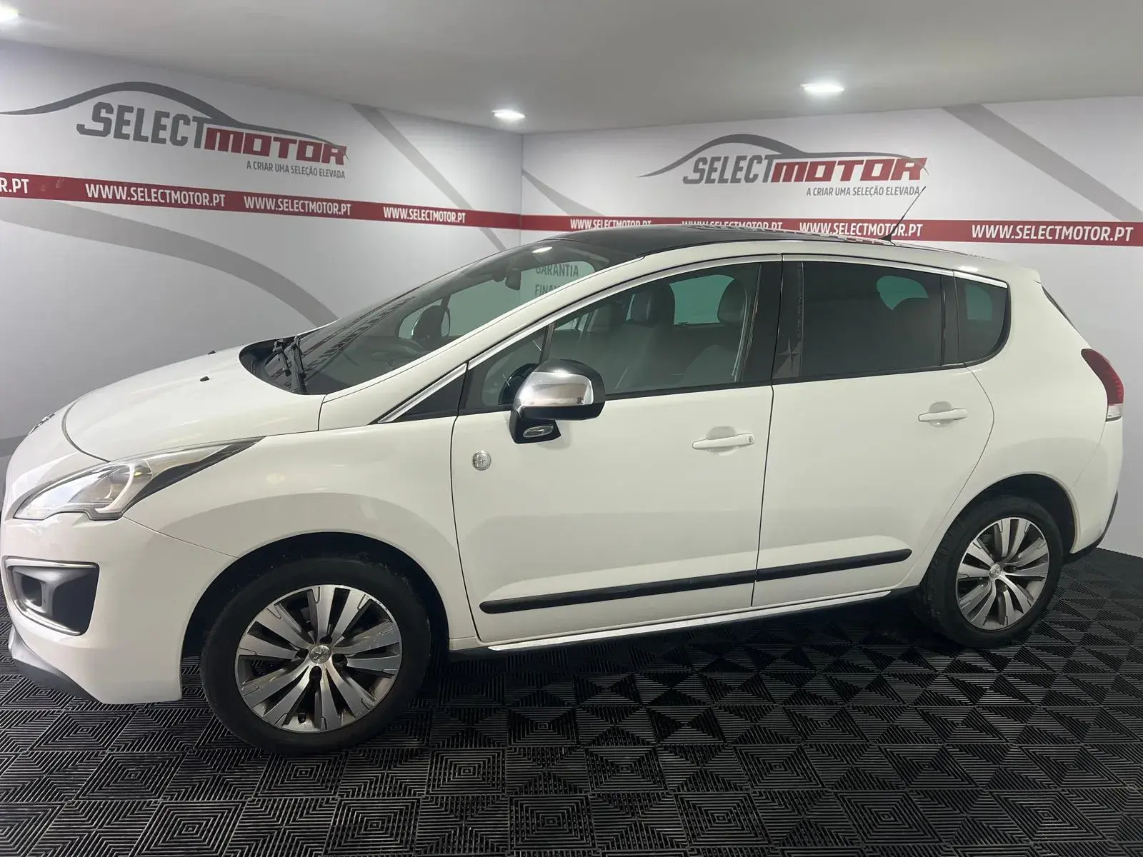 Peugeot 3008 1.6 BlueHDi Allure Grip Control EAT6 2