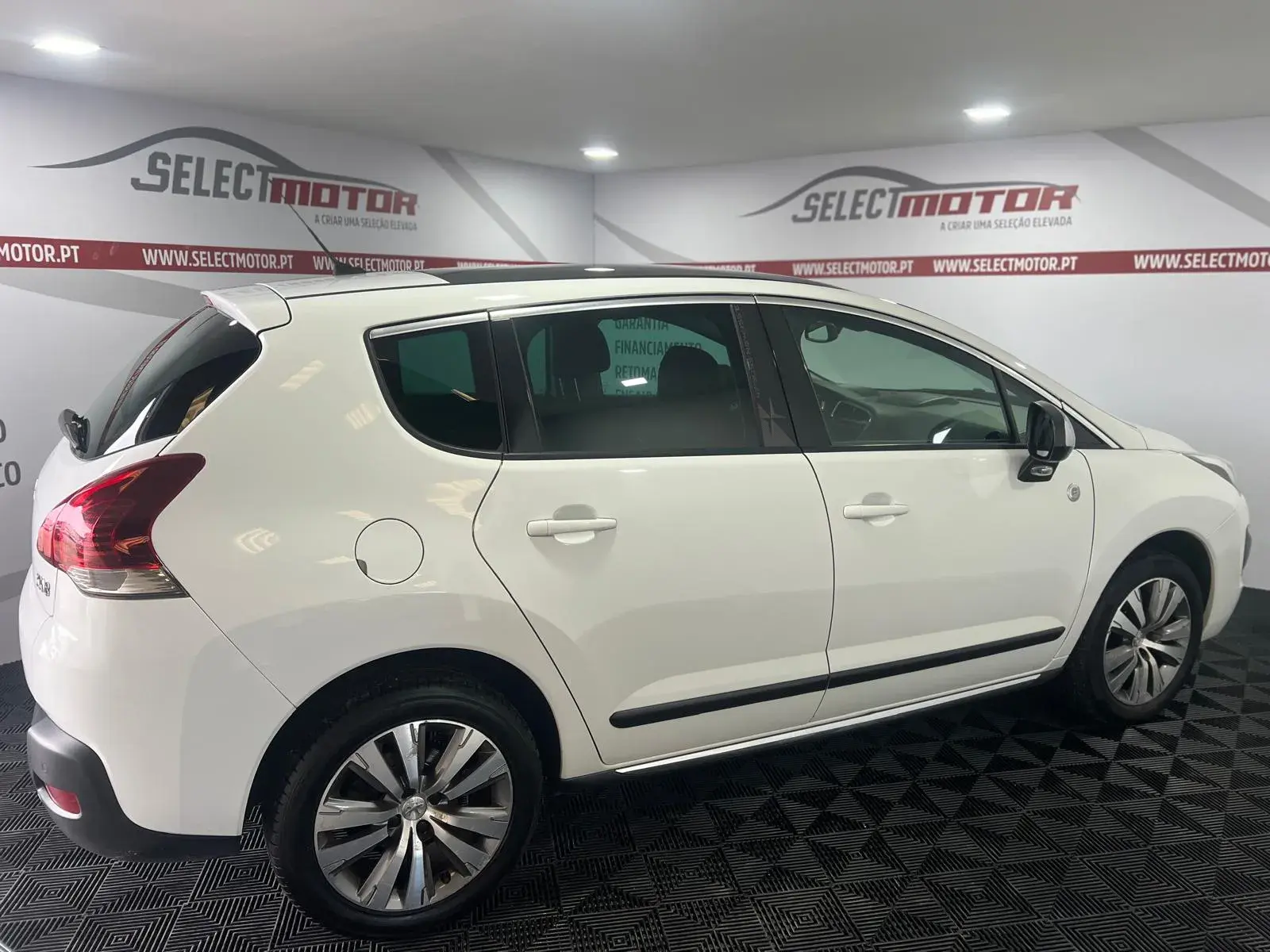 Peugeot 3008 1.6 BlueHDi Allure Grip Control EAT6 4