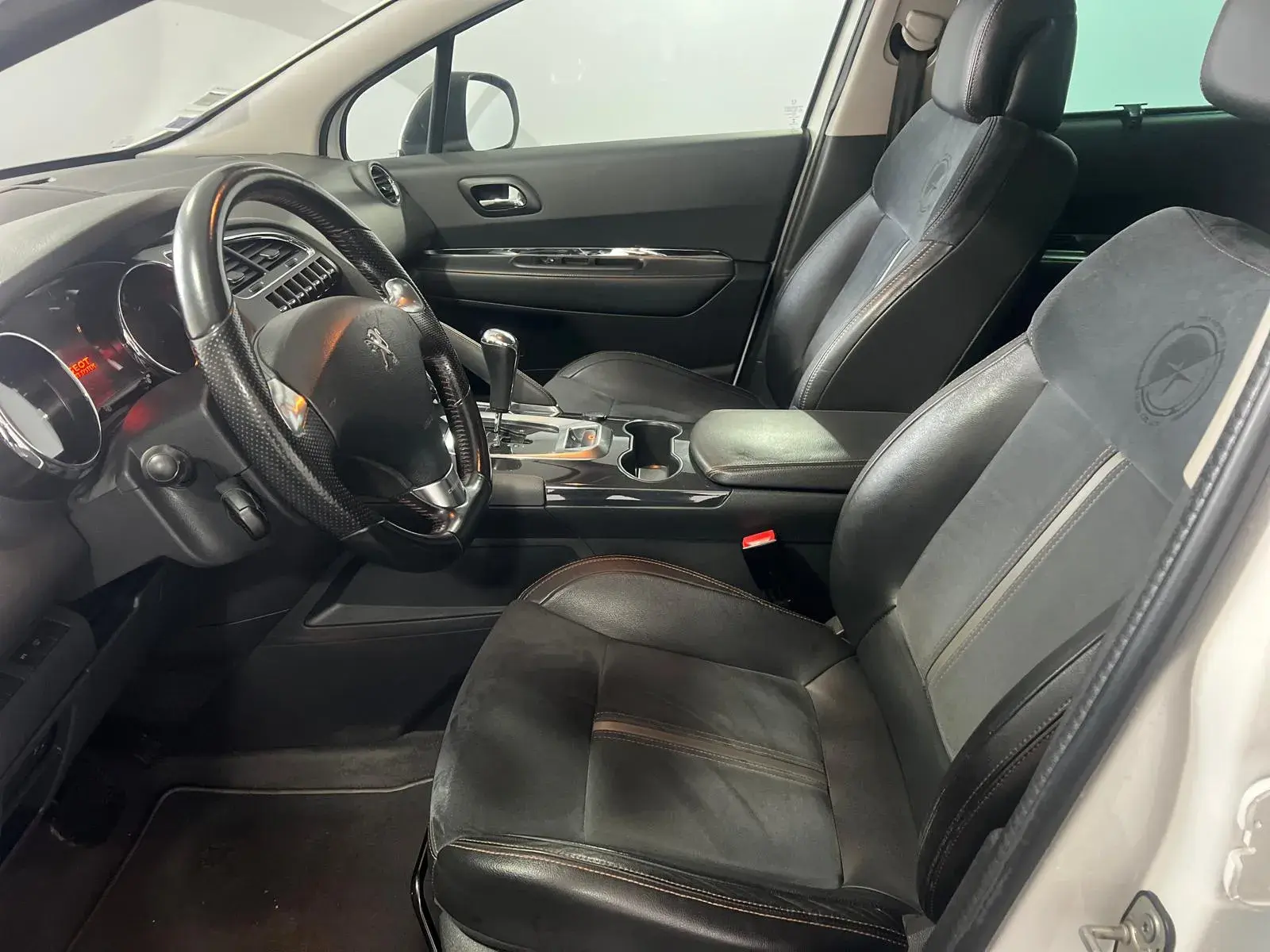 Peugeot 3008 1.6 BlueHDi Allure Grip Control EAT6 9