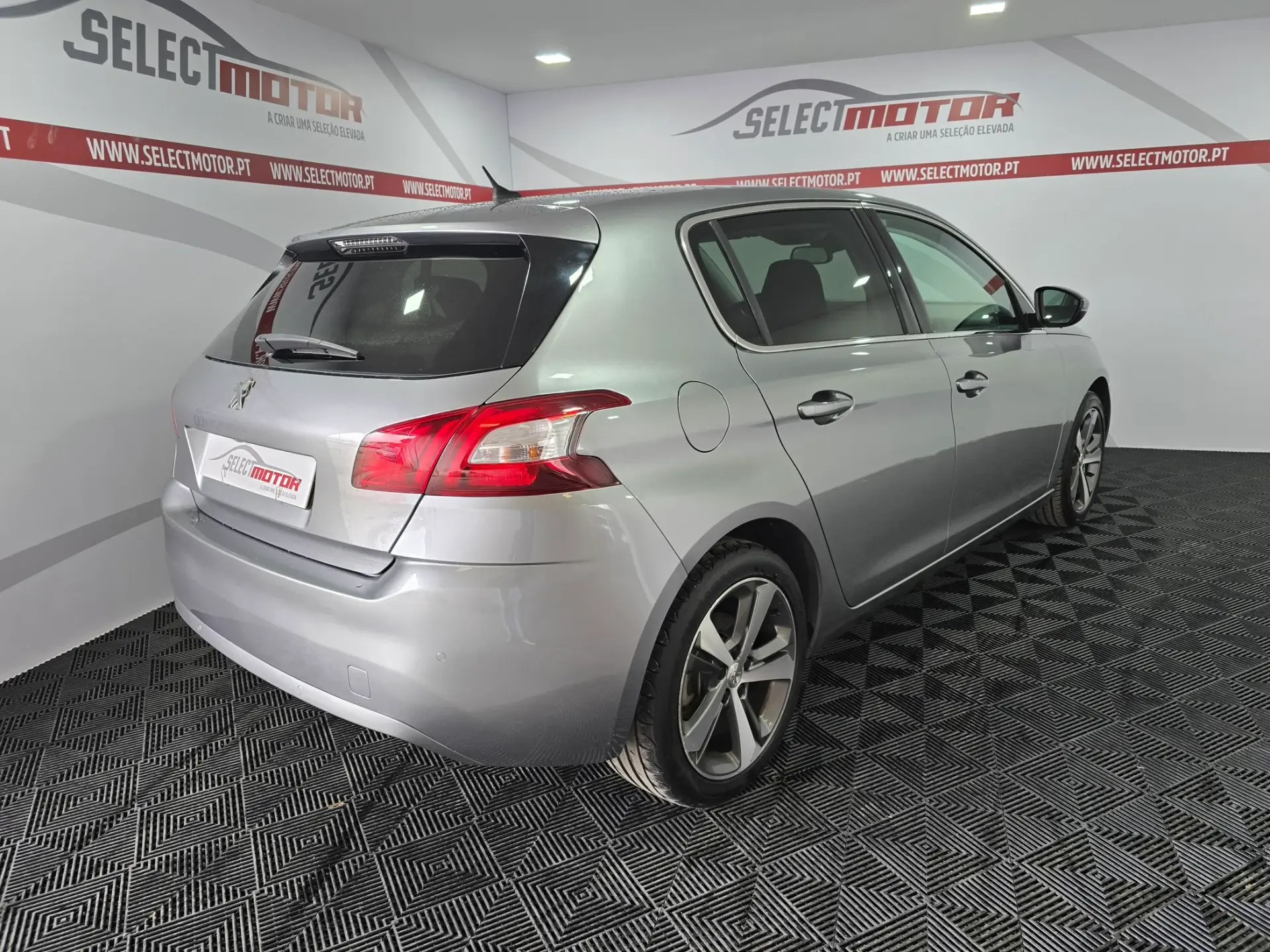 Peugeot 308 1.6 BlueHDi Allure 3