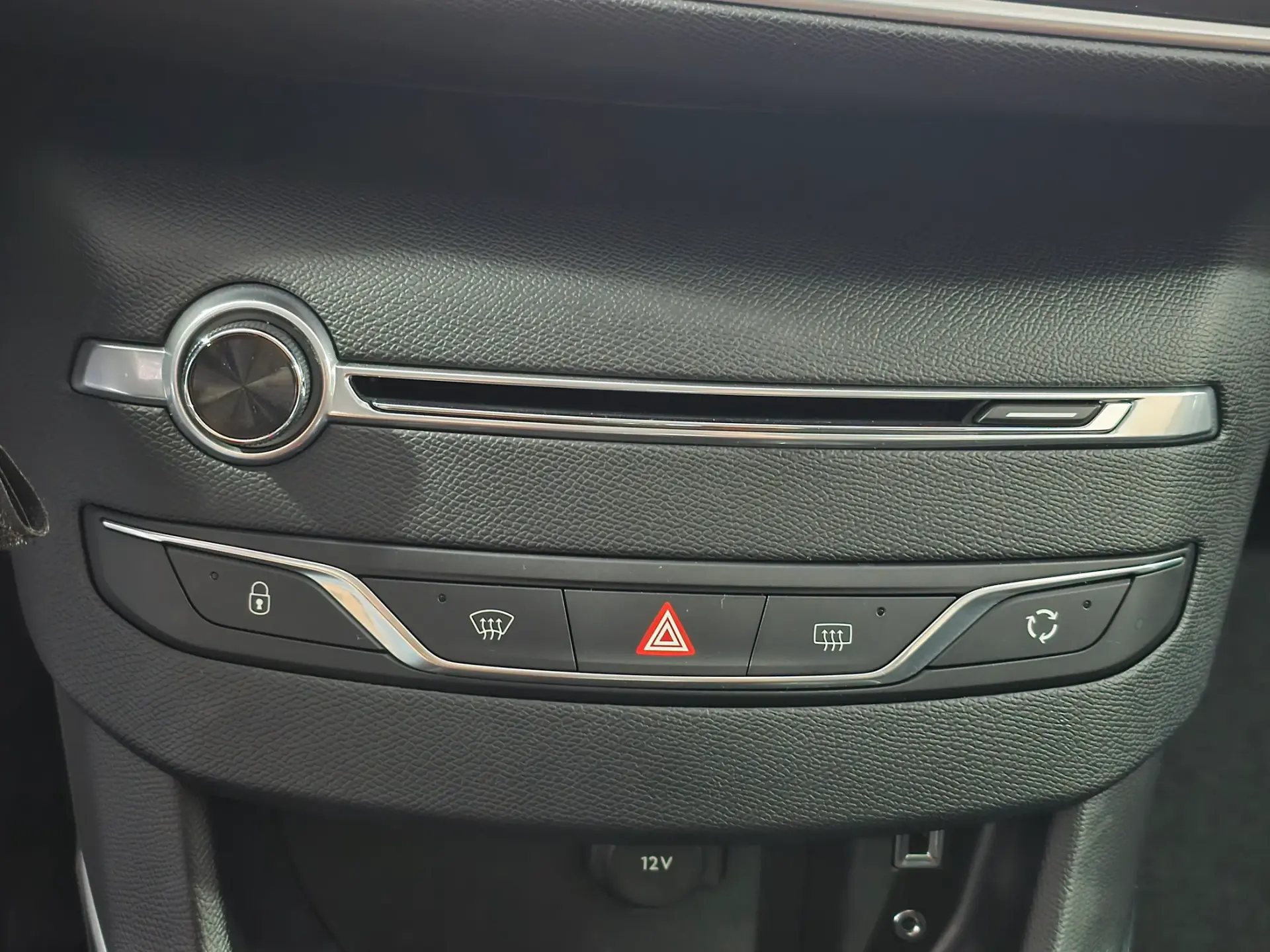 Peugeot 308 1.6 BlueHDi Allure 9