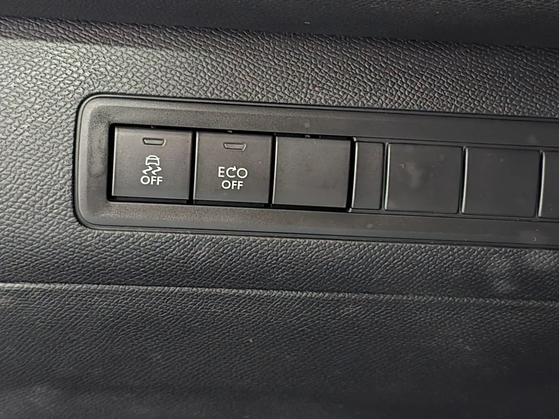 Peugeot 308 1.6 BlueHDi Allure 13