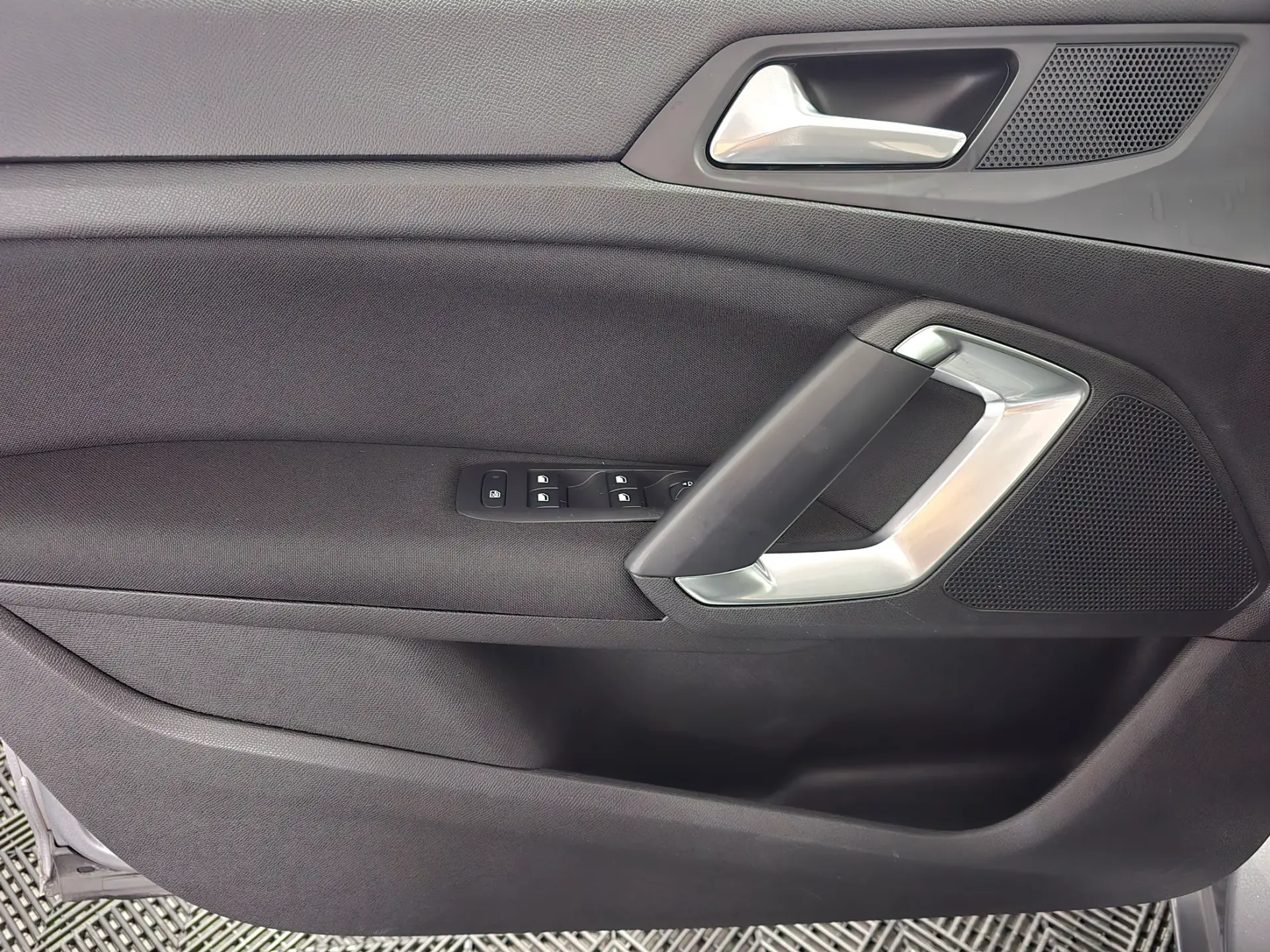 Peugeot 308 1.6 BlueHDi Allure 16