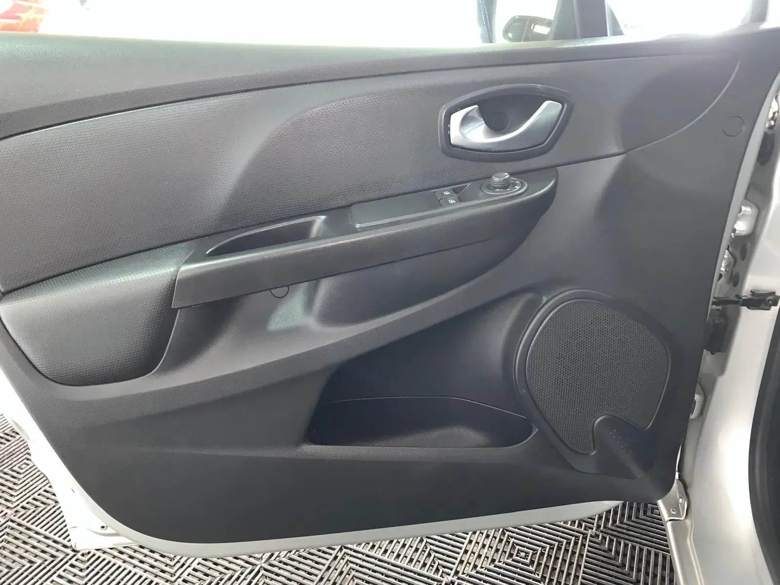 Renault Clio 1.5 dCi Dynamique S 7