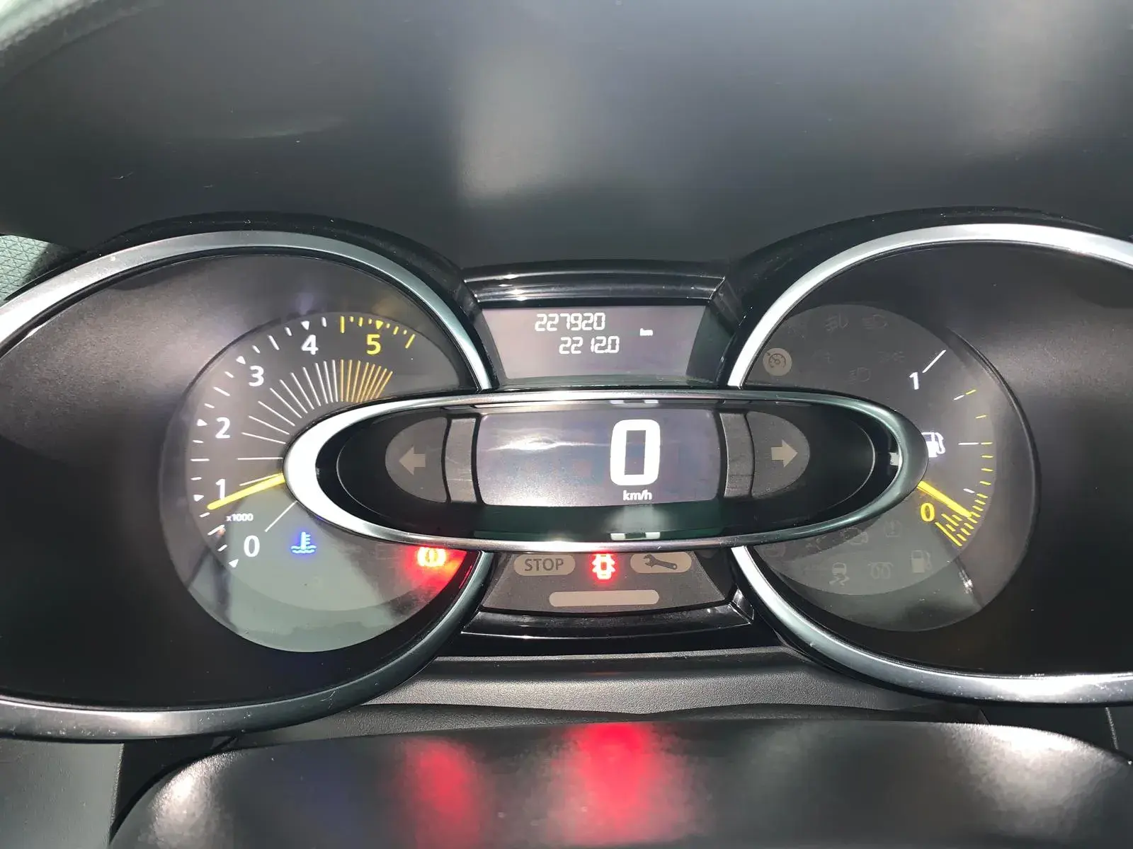 Renault Clio 1.5 dCi Dynamique S 13