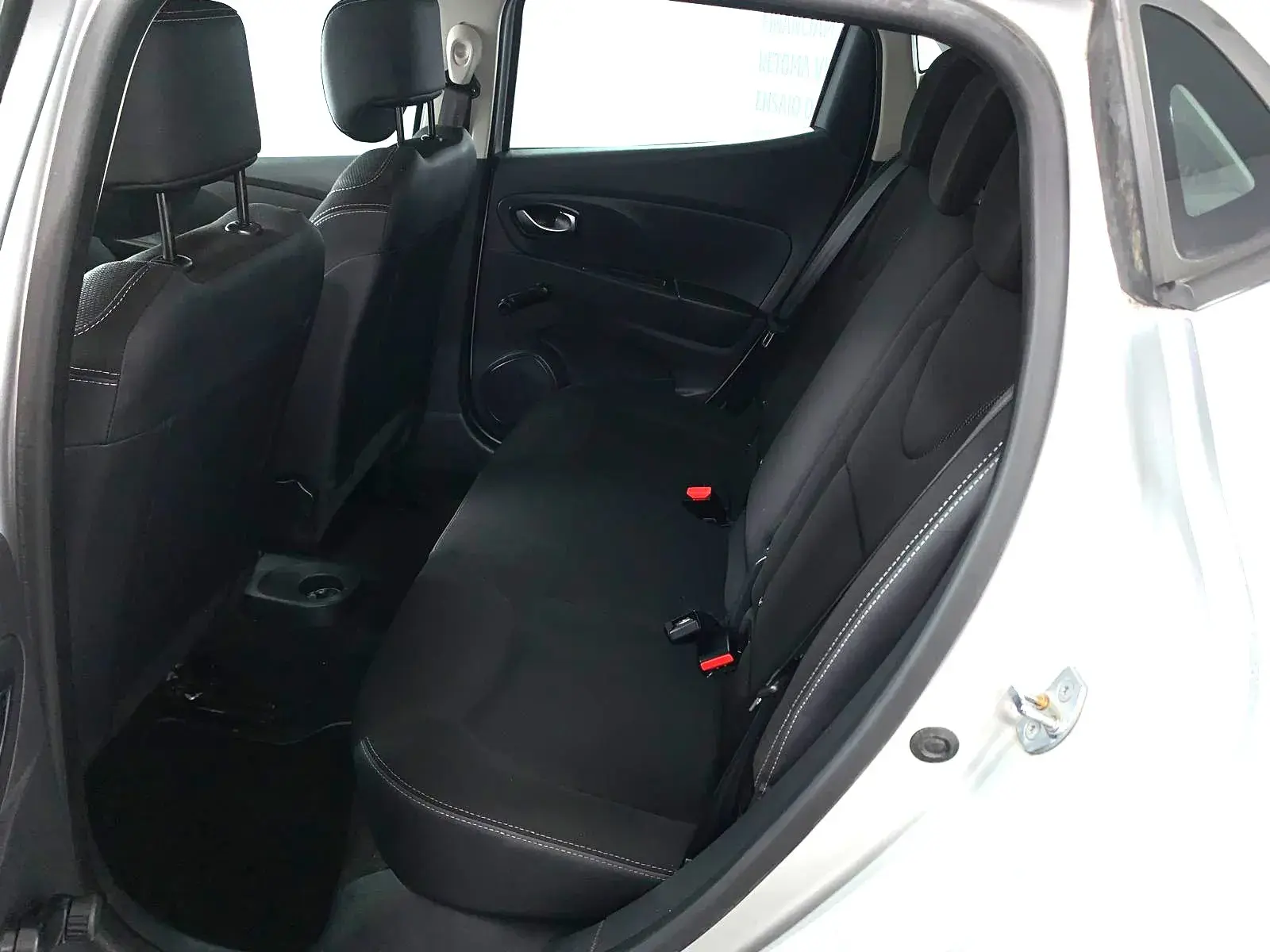 Renault Clio 1.5 dCi Dynamique S 18