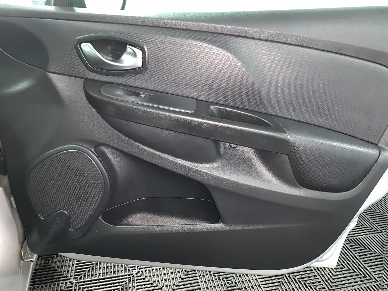 Renault Clio 1.5 dCi Dynamique S 21