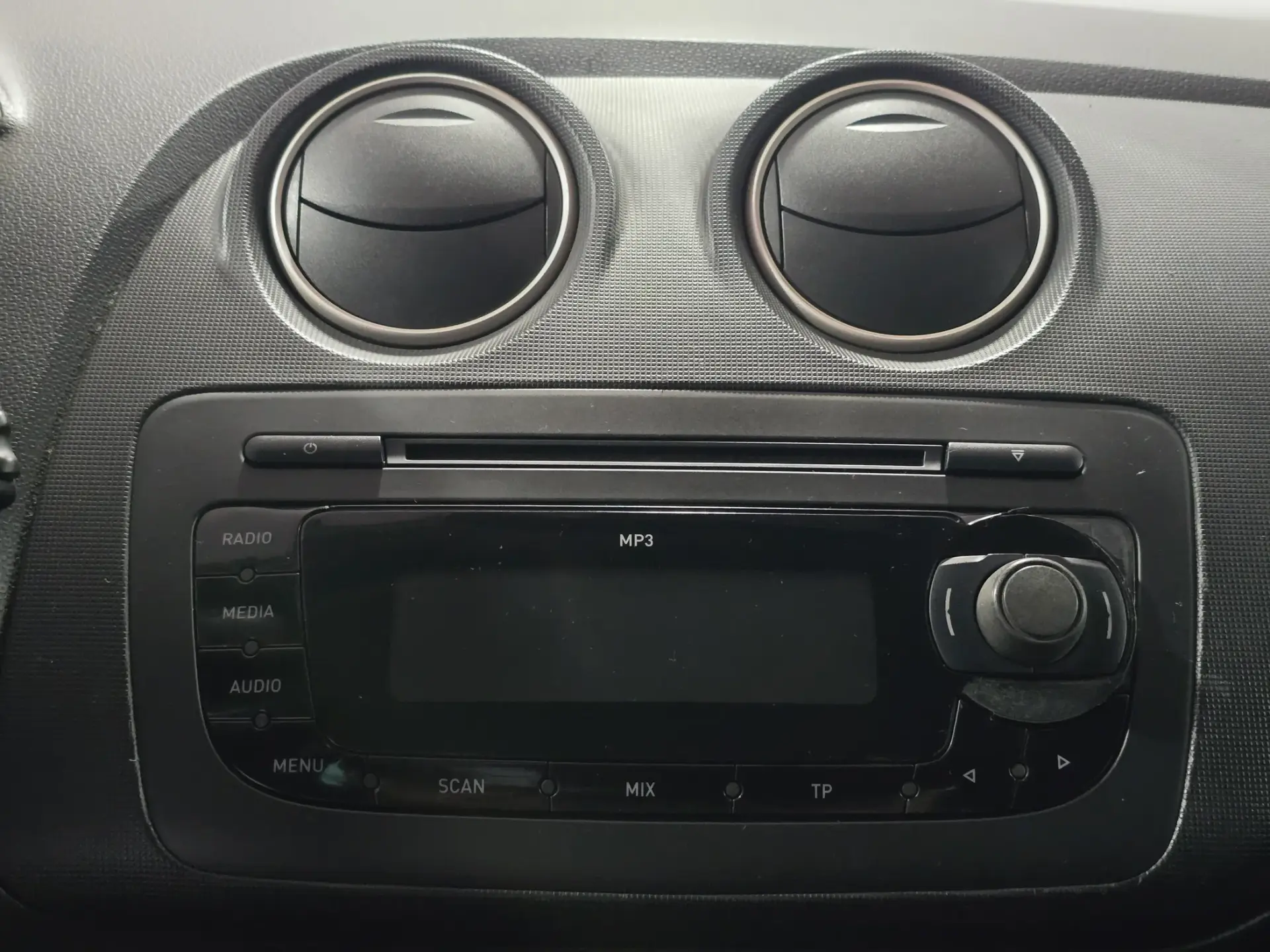 SEAT Ibiza 1.2 12V Sport 6