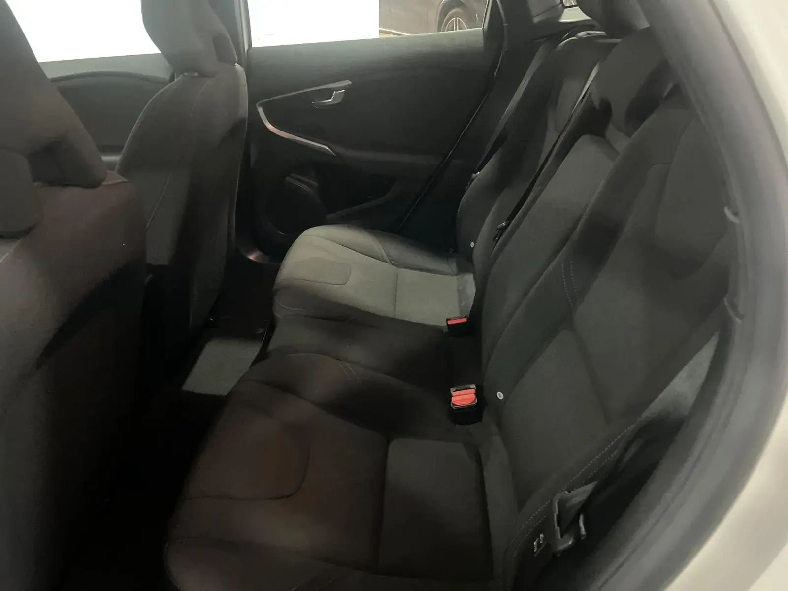 Volvo V40 2.0 D2 Momentum 11