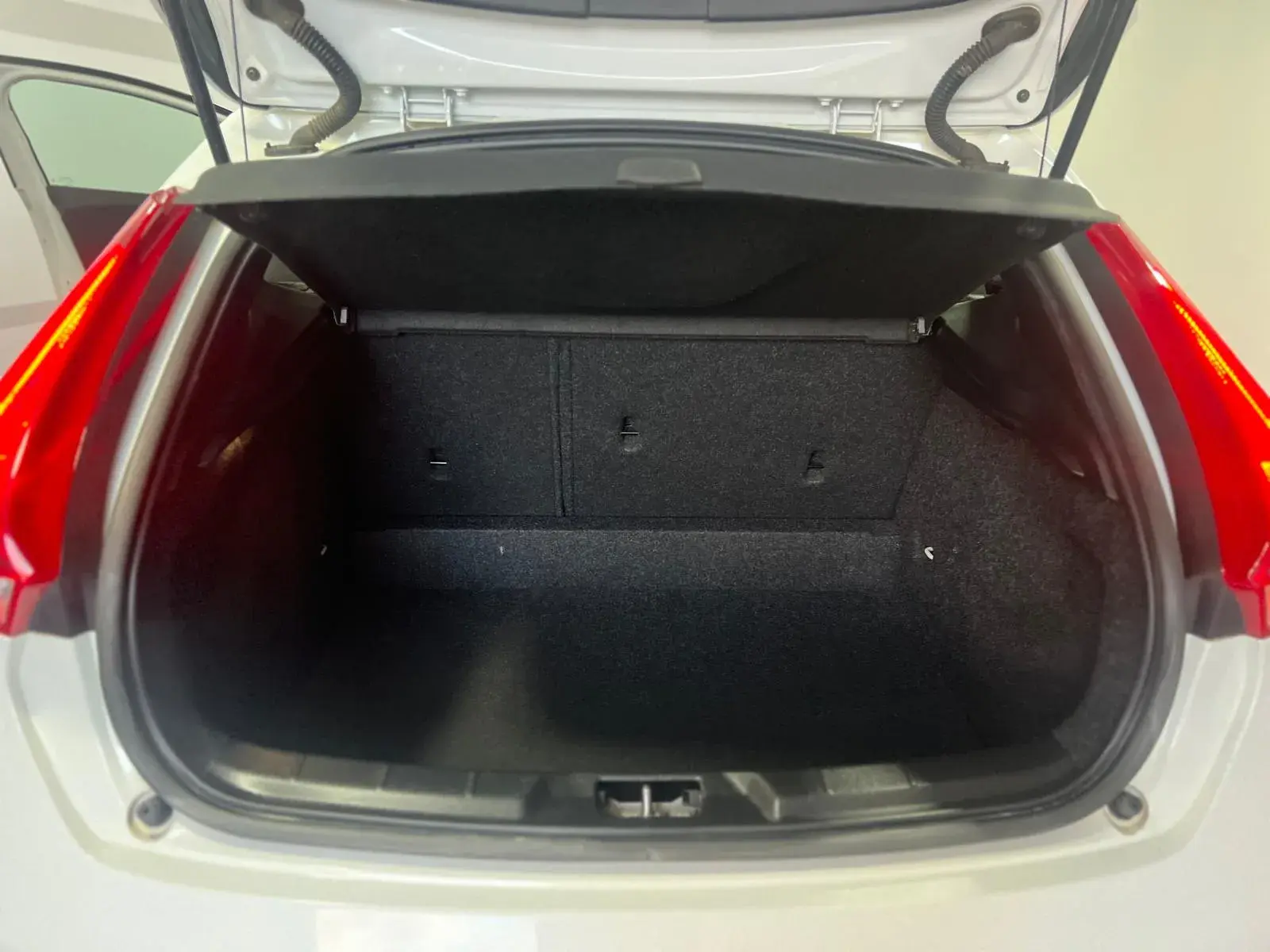 Volvo V40 2.0 D2 Momentum 12