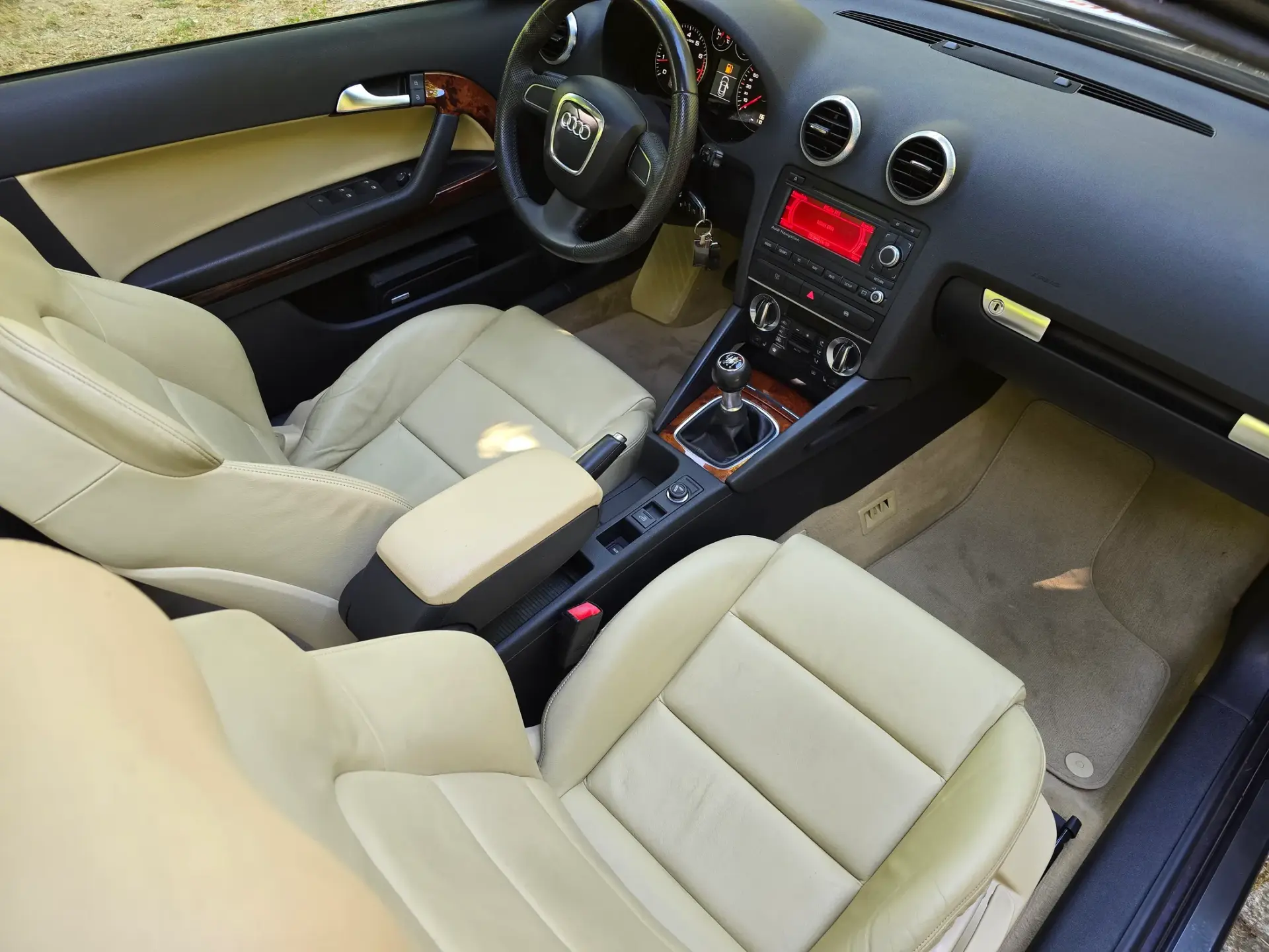 Audi A3 Cabrio 1.8 TFSi Attraction 25