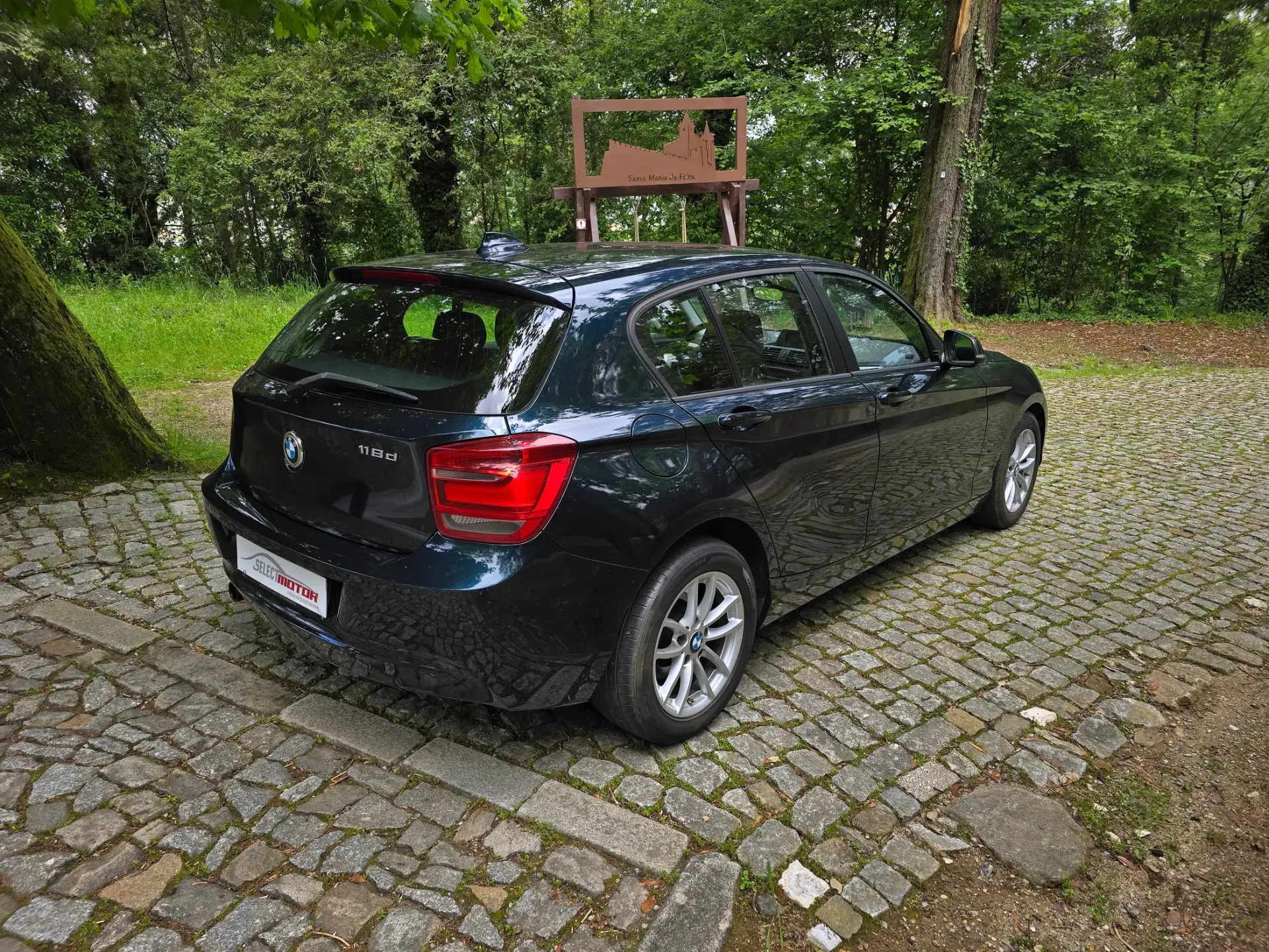 BMW 118 d Line Sport 10