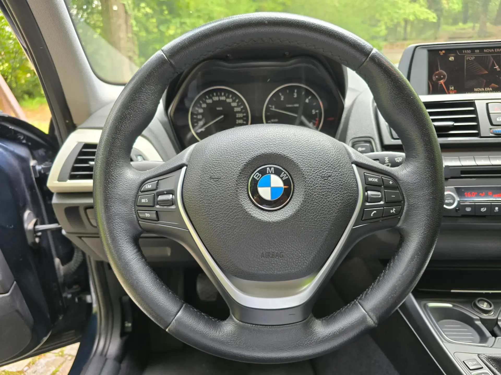 BMW 118 d Line Sport 16