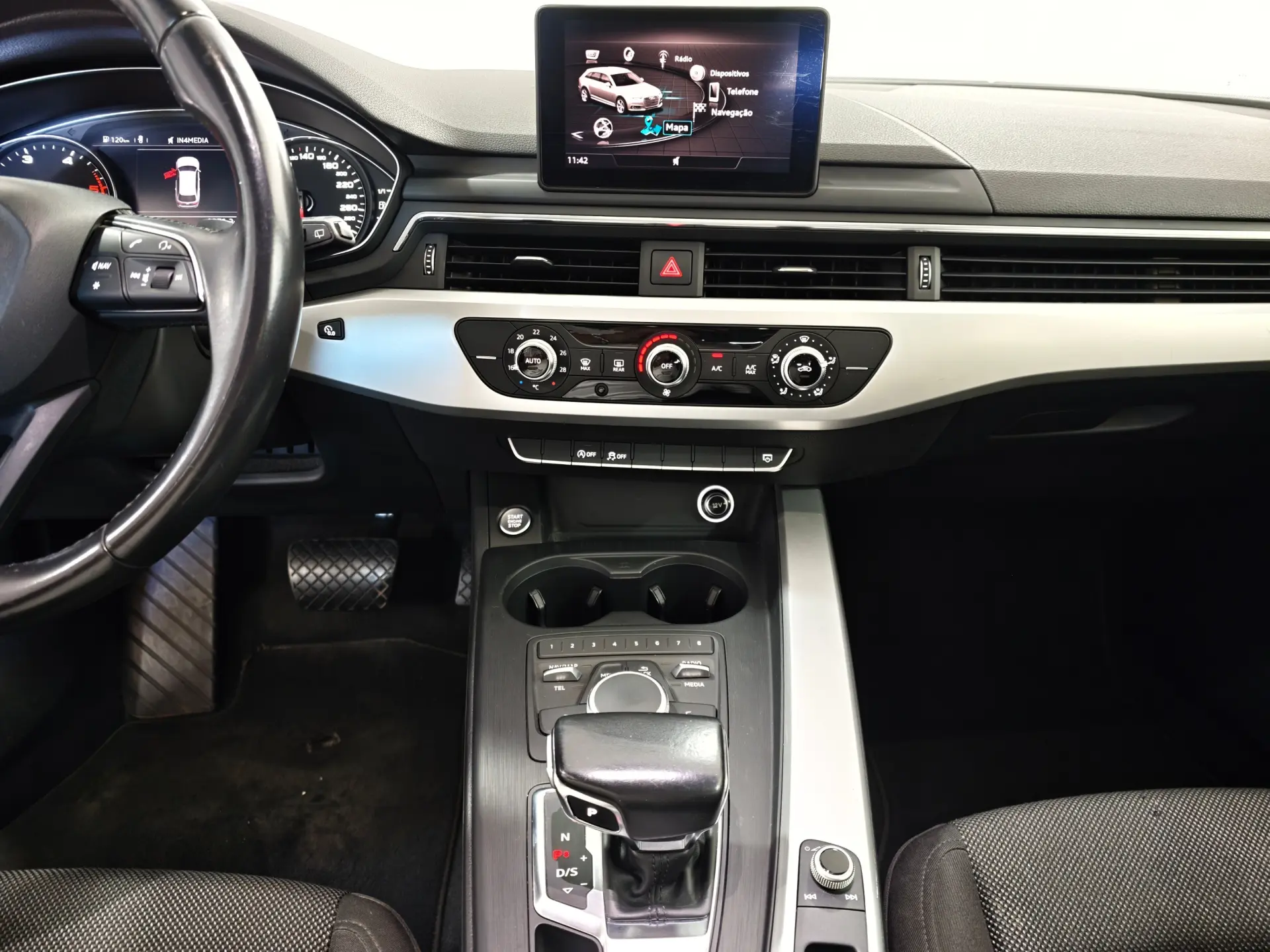 Audi A4 Avant 2.0 TDI Advance S tronic 15