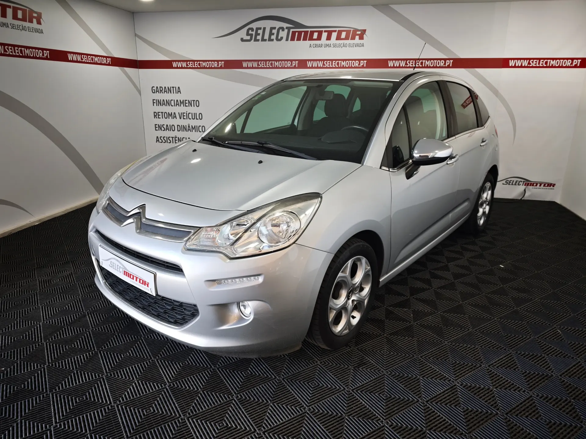 Citroen C3 1.2 PureTech Shine 2