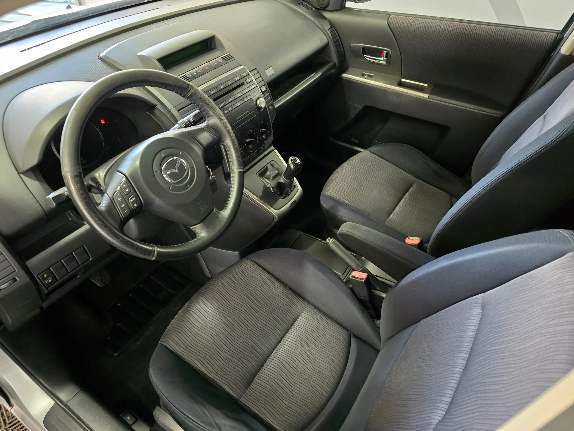 Mazda 5 MZR-CD 2.0 Comfort 19