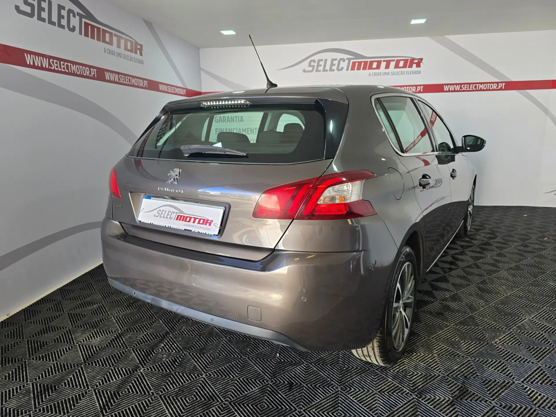 Peugeot 308 1.2 PureTech Allure Pack 5