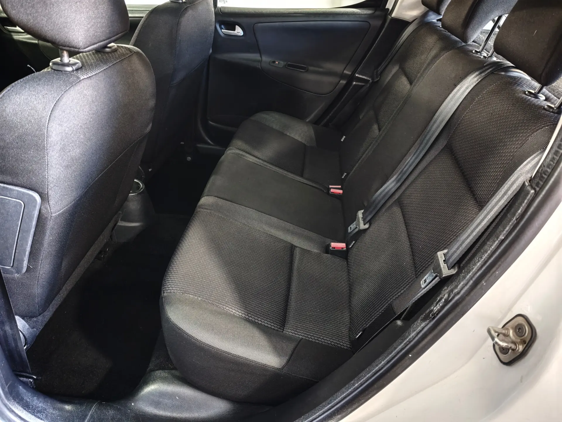 Peugeot 207 1.4 HDi Urban 21