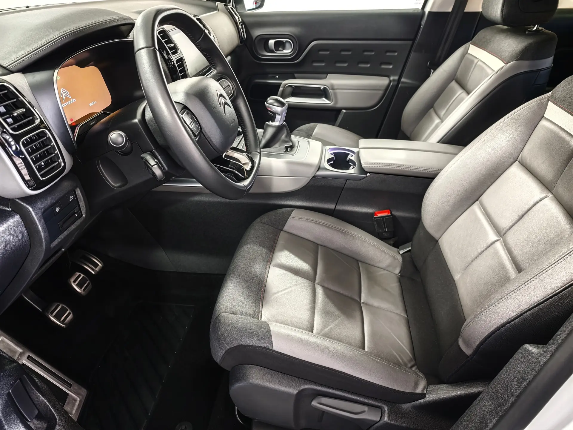 Citroen C5 Aircross 1.2 PureTech Shine 18