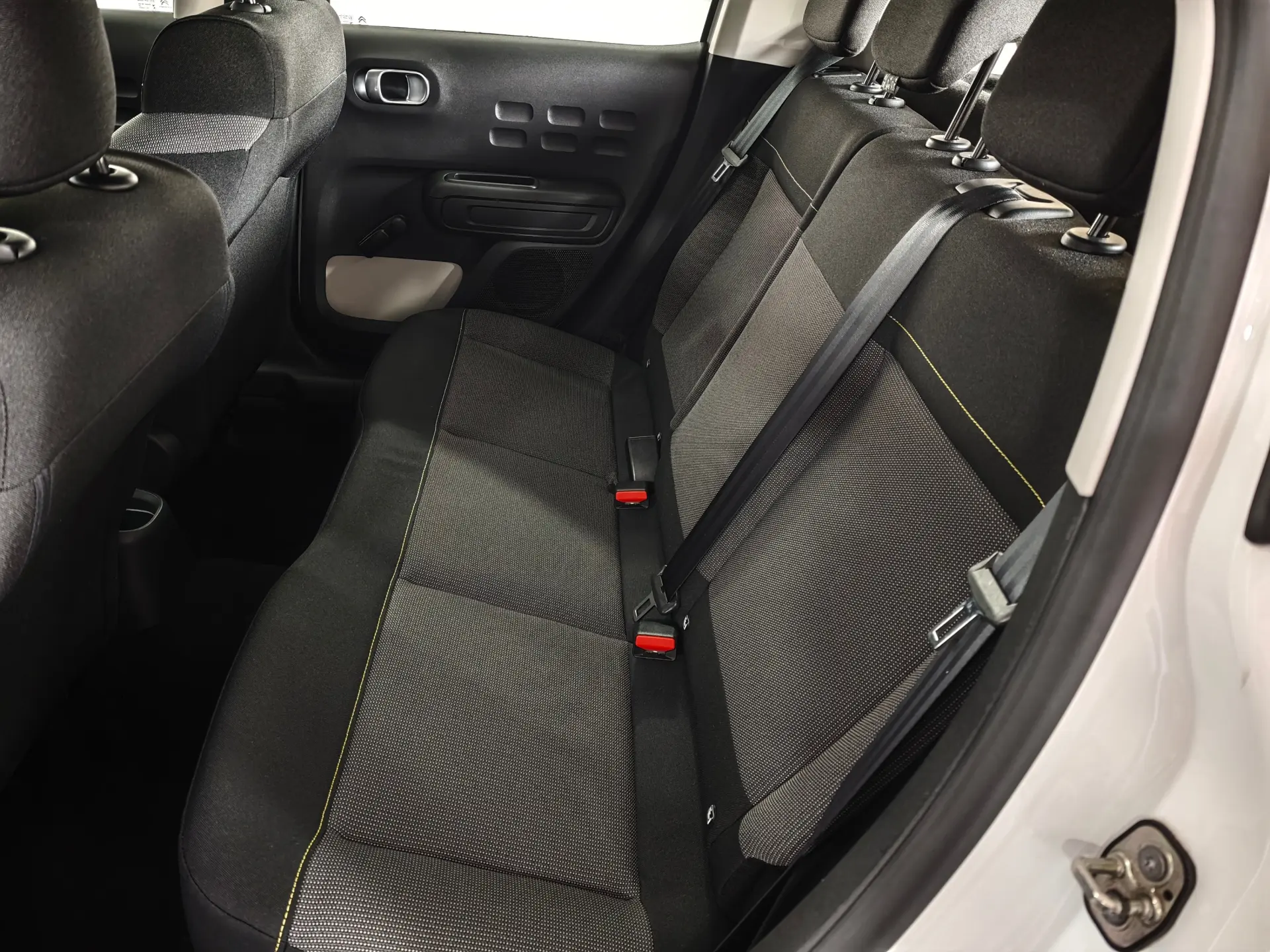 Citroen C3 1.2 PureTech Feel 18