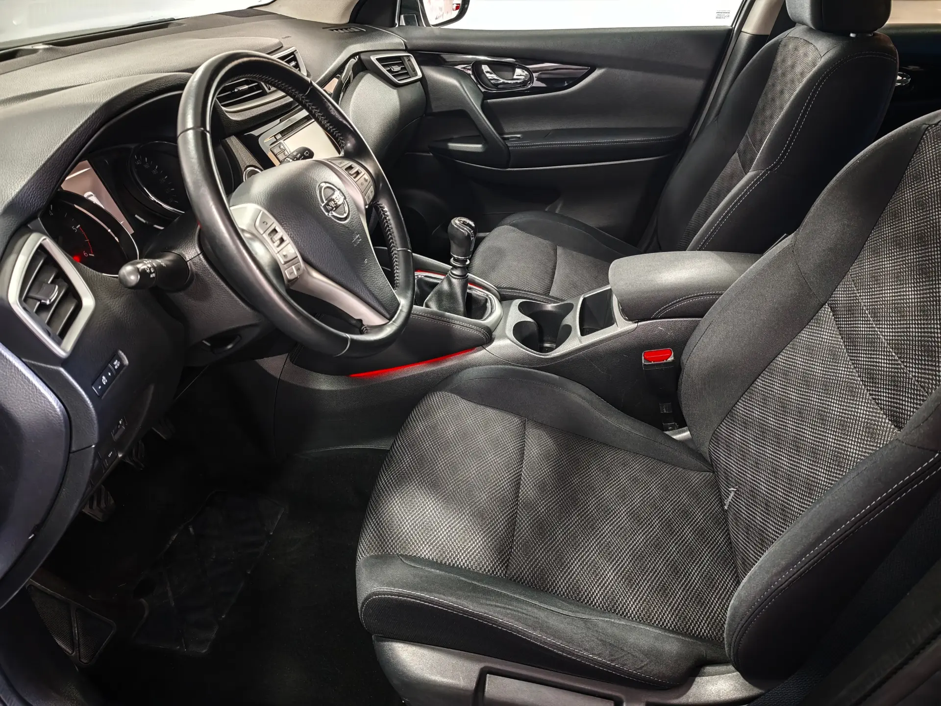 Nissan Qashqai 1.5 dCi N-Connecta 18 18