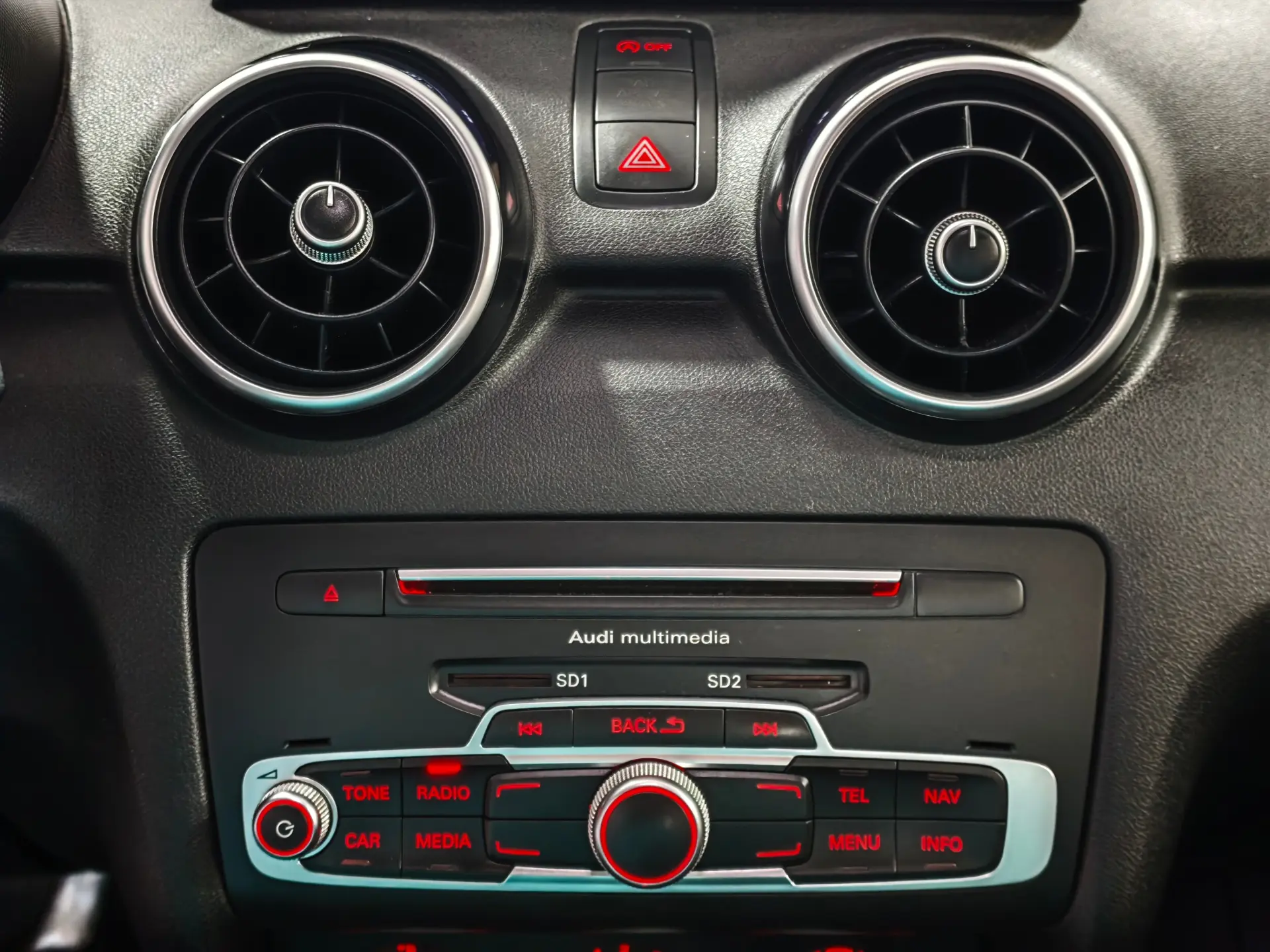 Audi A1 Sportback 1.4 TDI S-line 8