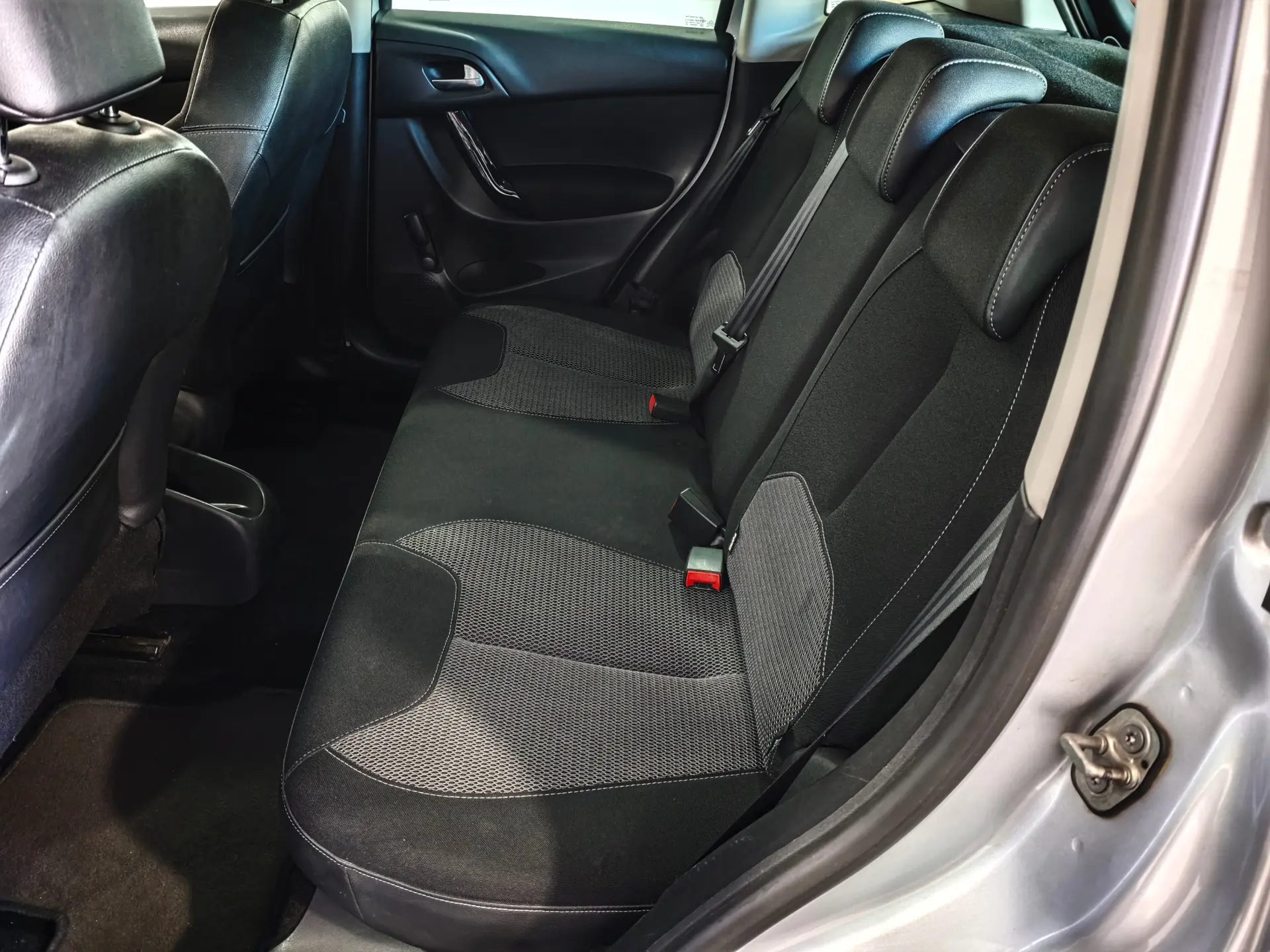 Citroen C3 1.2 PureTech Shine 19