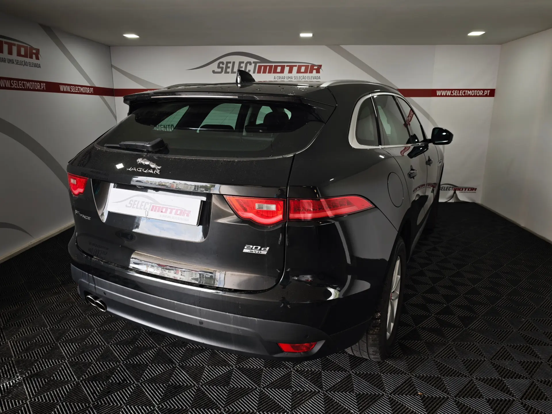 Jaguar F-Pace 2.0 i4D Prestige AWD Aut. 4