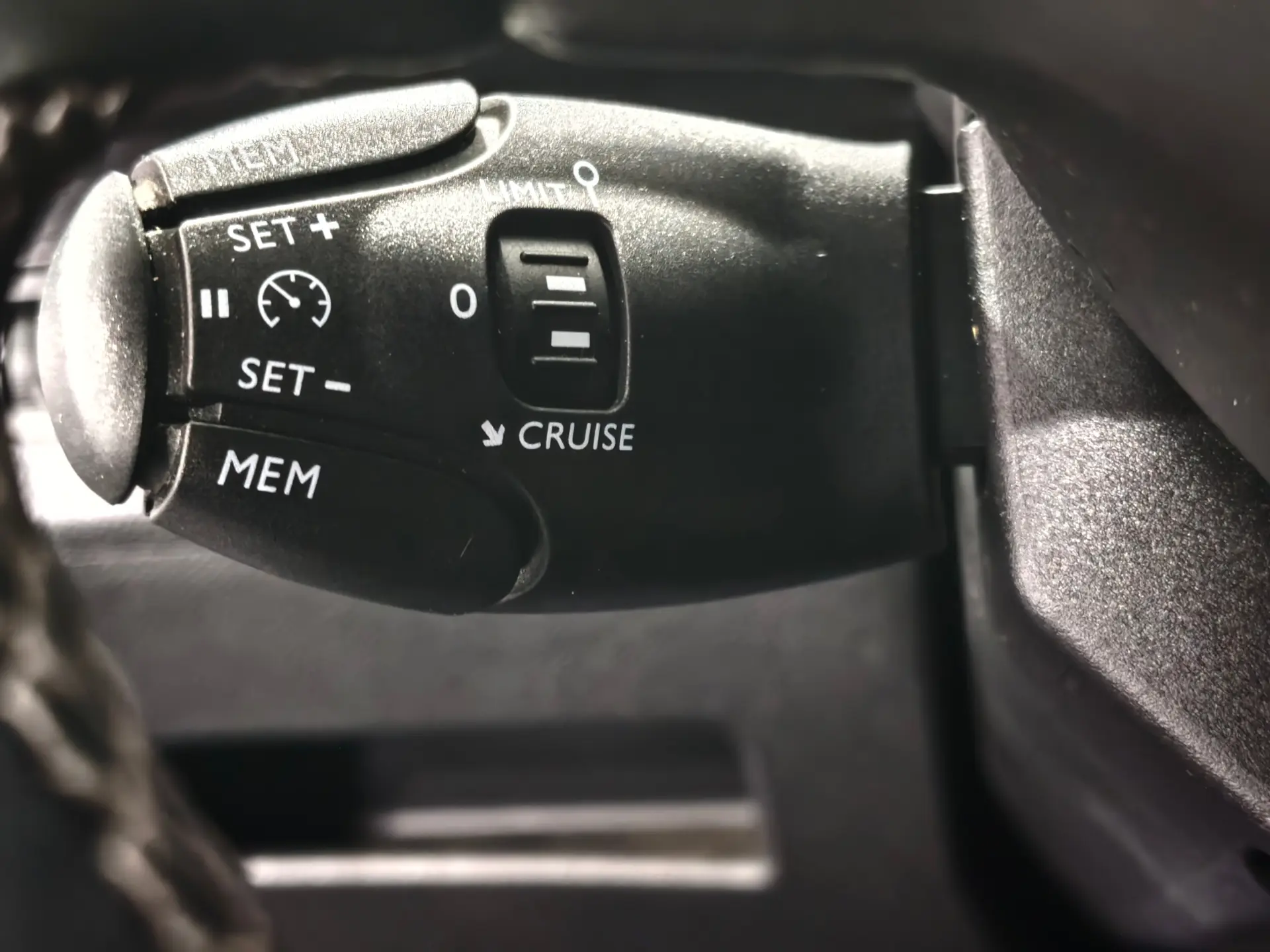 Peugeot 3008 1.2 PureTech Allure Pack 15