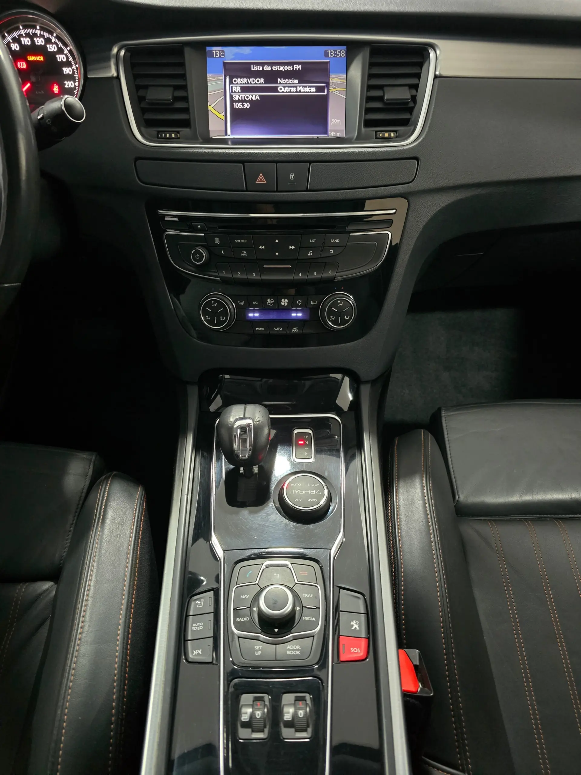 Peugeot 508 RXH 2.0 HDi Hybrid4 2-Tronic 12