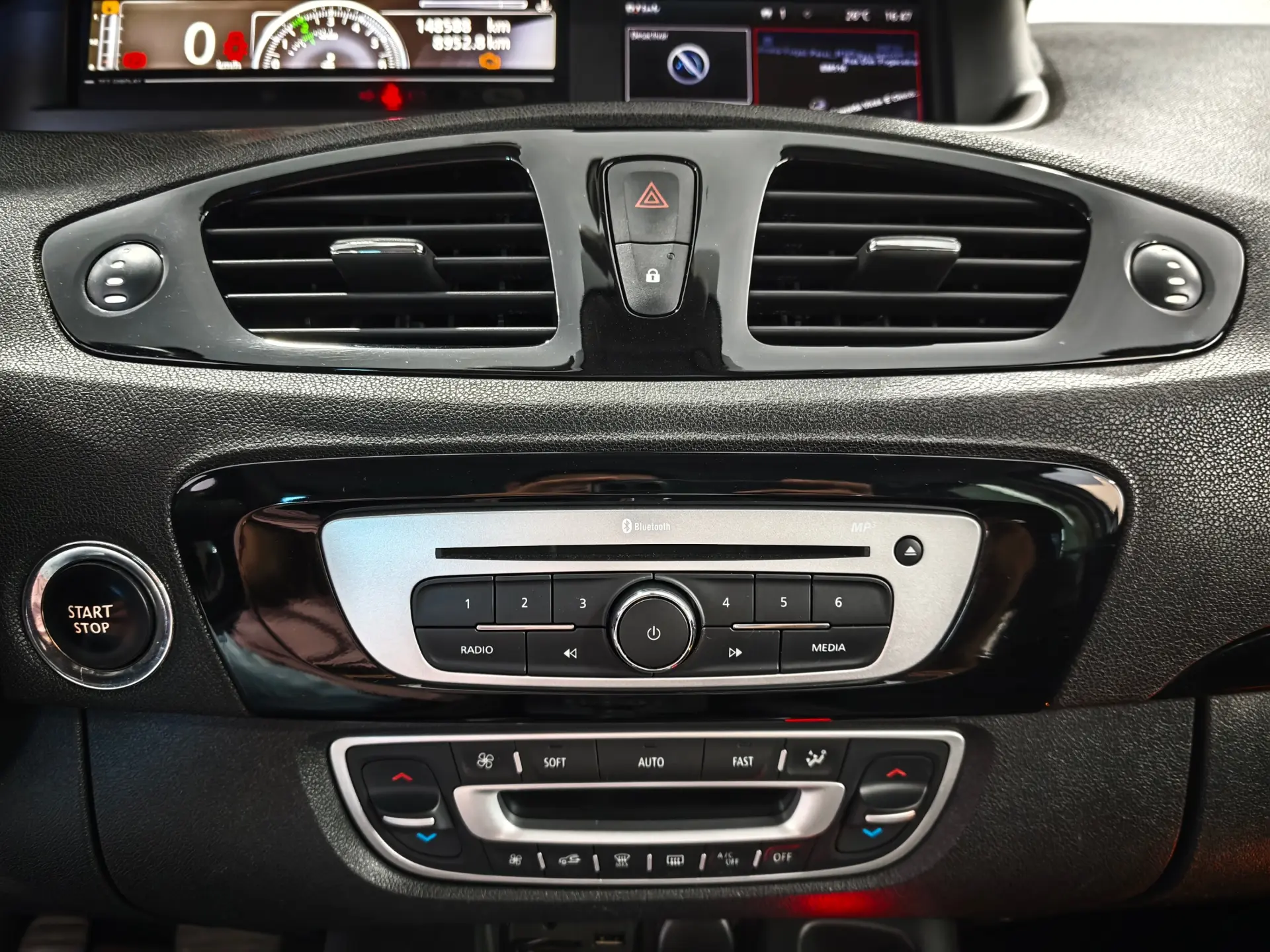 Renault Grand Scénic 1.5 dCi Bose Edition SS 10