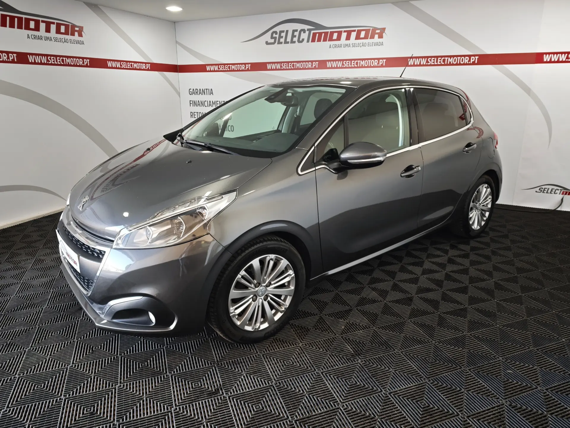 Peugeot 208 1.2 PureTech Allure 3
