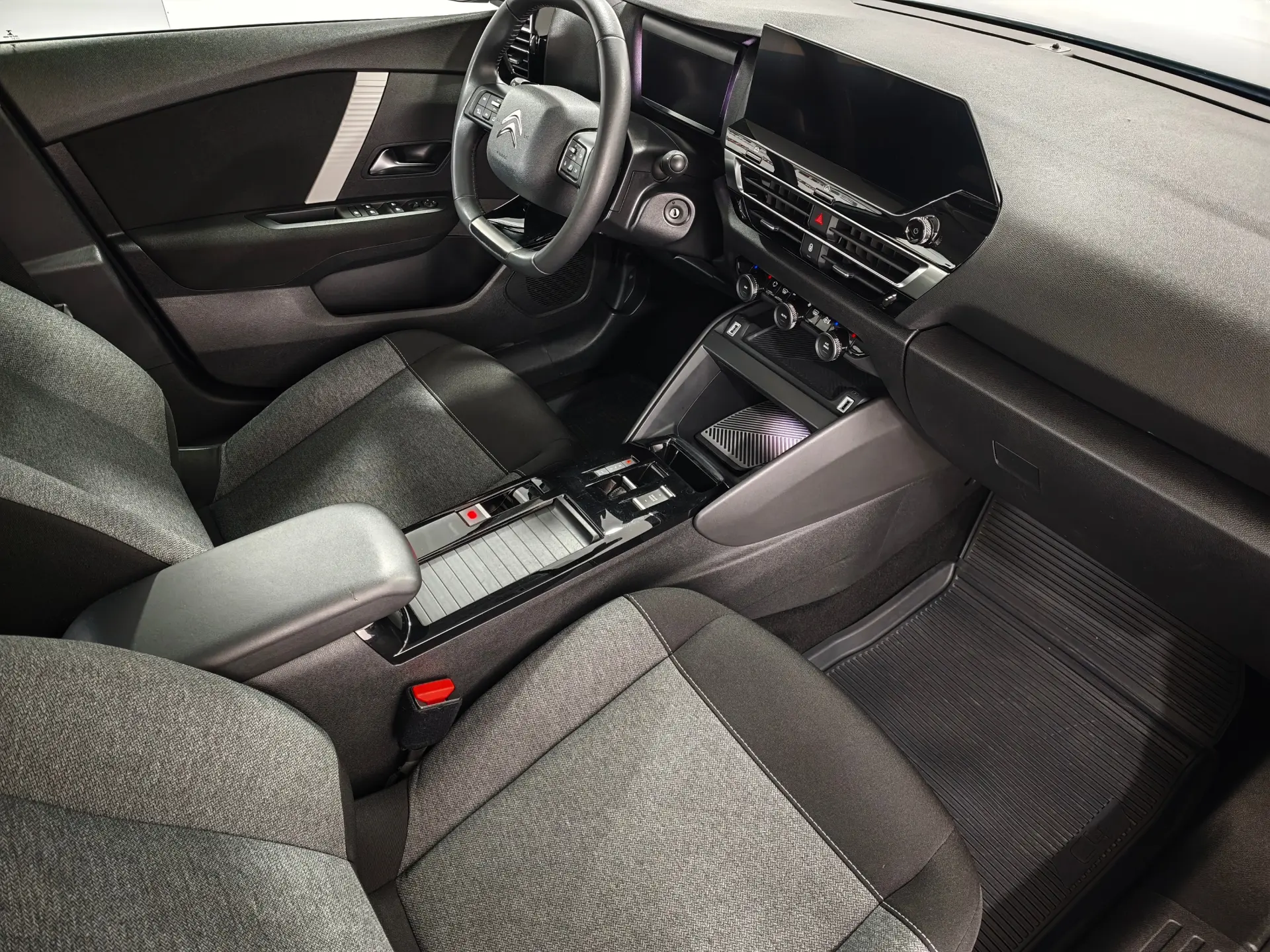 Citroen C4 1.2 PureTech Feel Pack EAT8 25