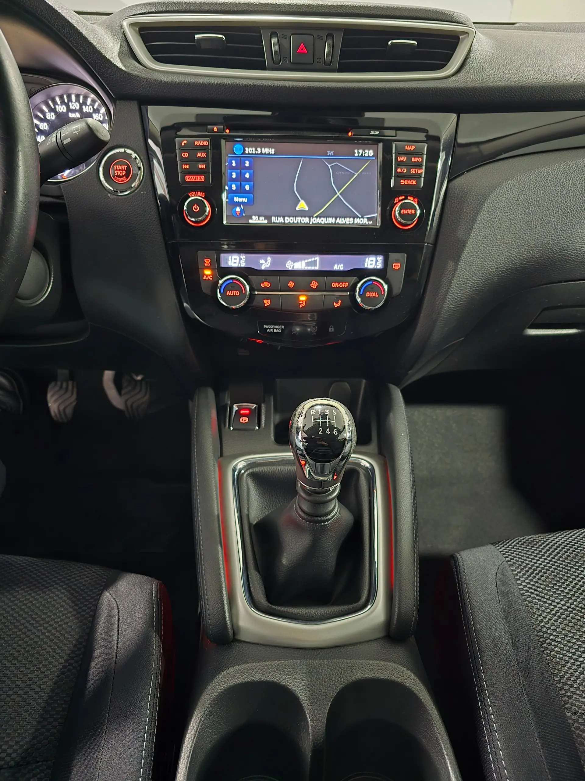 Nissan Qashqai 1.5 dCi N-Connecta 18 12