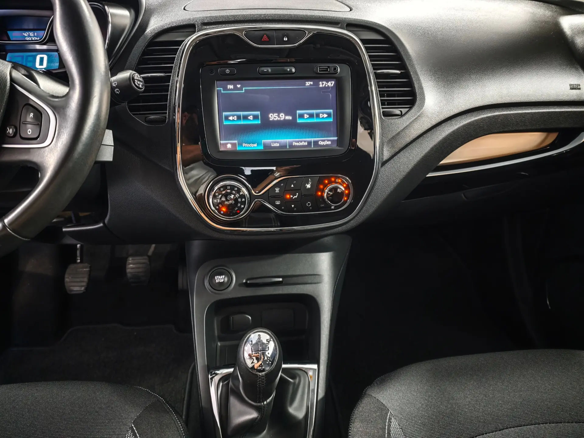 Renault Captur 0.9 TCE Exclusive 15