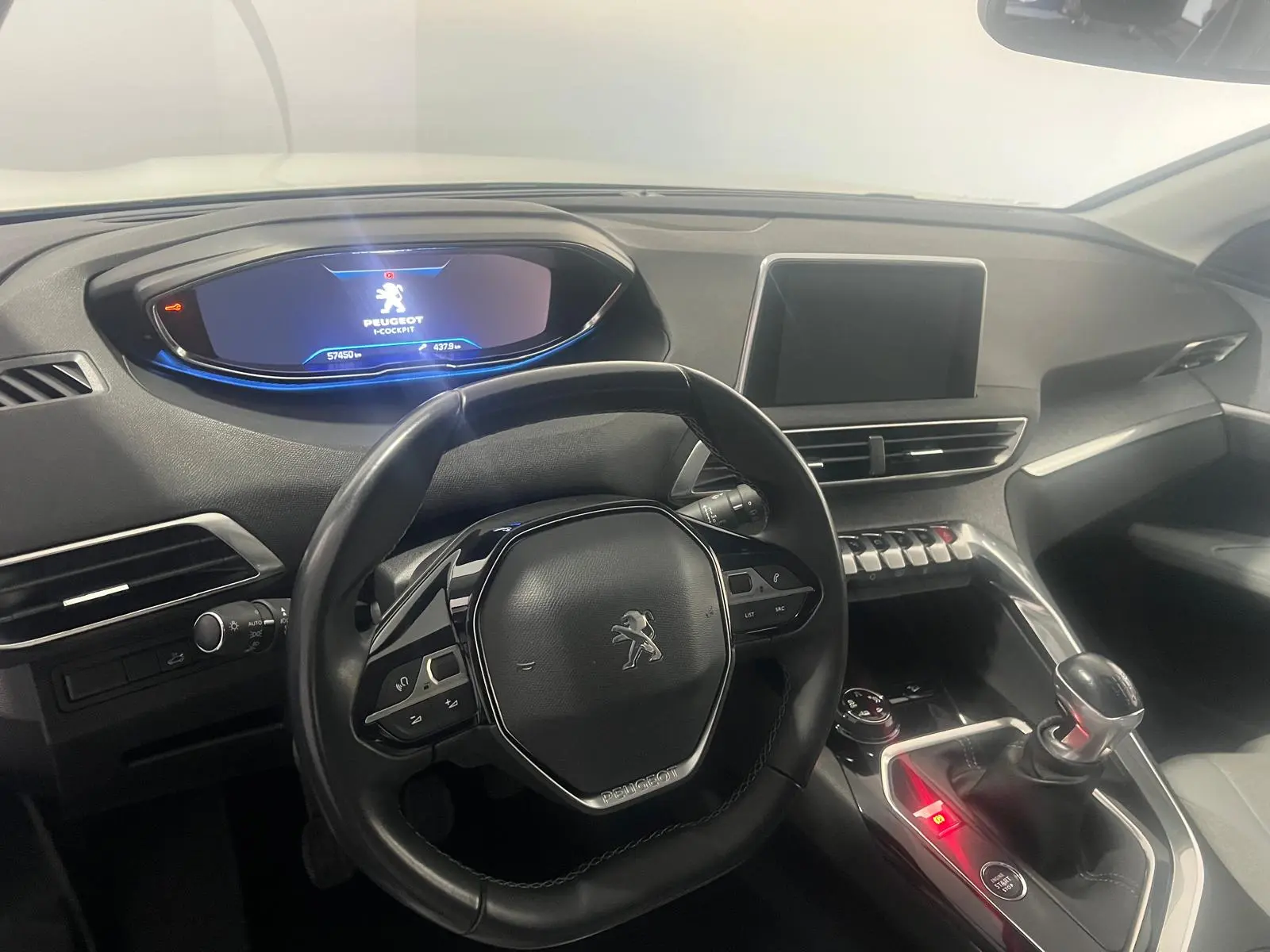 Peugeot 5008 PureTech 130 Stop & Start Allure Business-Pack 6