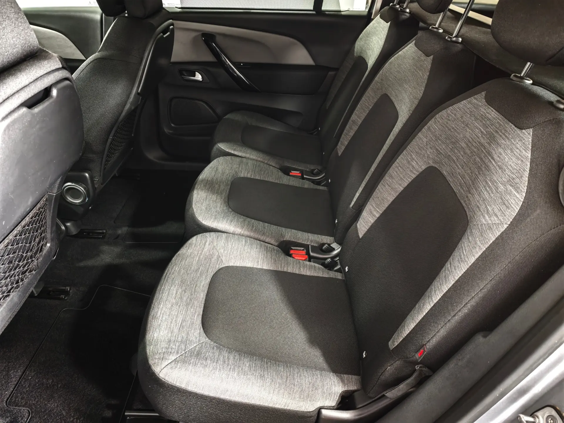 Citroen C4 Grand Picasso 1.2 PureTech Intensive 22